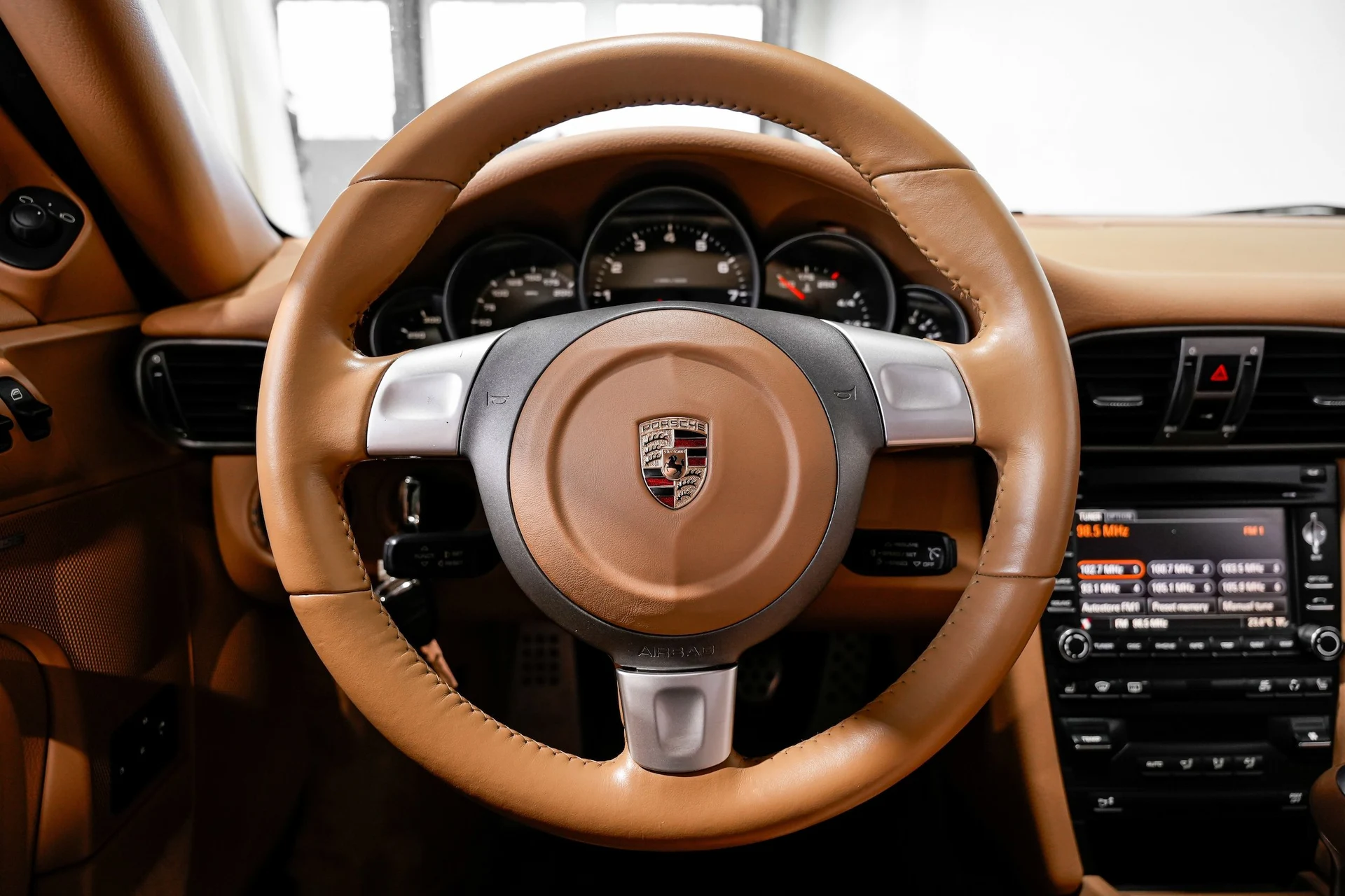 mph009_2200141239_254dd5d2bf0bf0f10255893833d2bde4x_71478db527