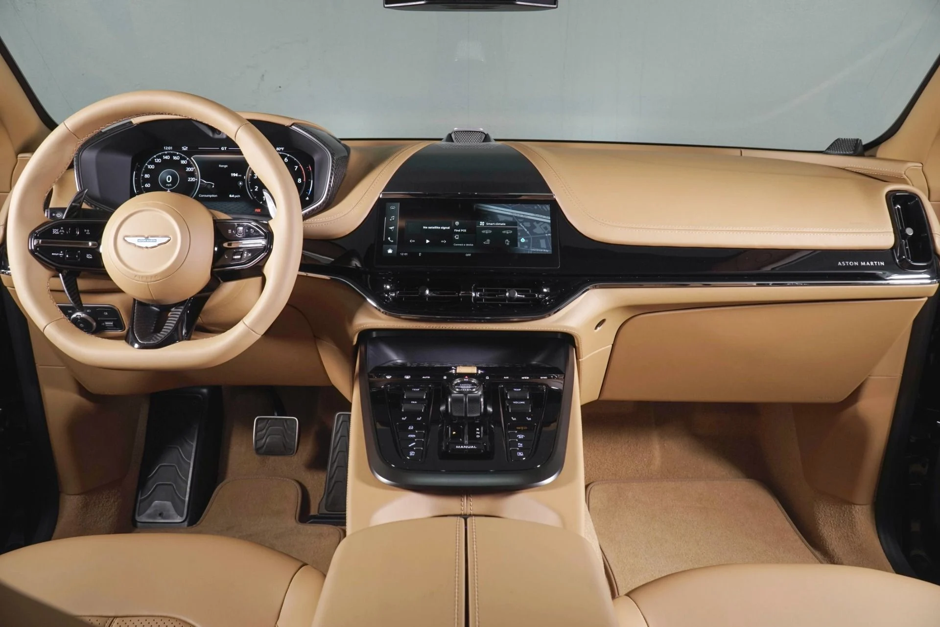 mph009_2206340832_New_2026_Aston_Martin_DBX_S_1791412081_1a1dd8d178