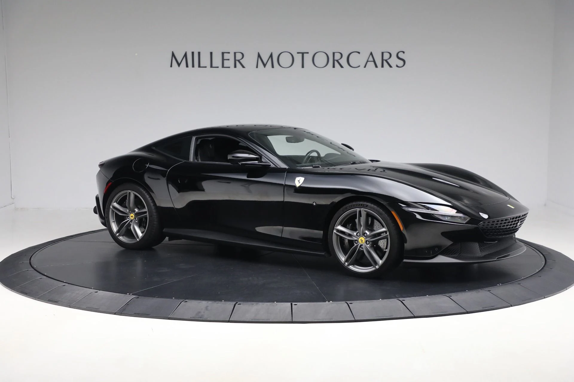 mph009_2208322909_Used_2022_Ferrari_Roma_3c58ec9c7c
