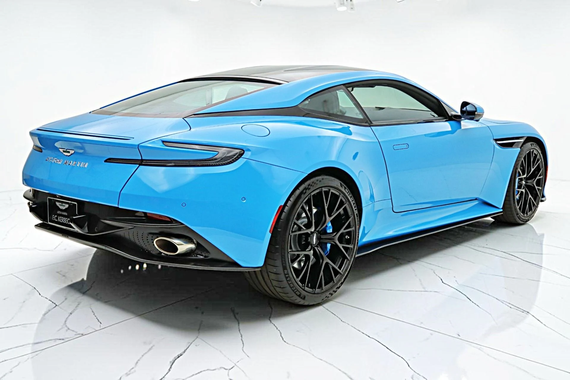 mph009_2209736394_Used_2024_Aston_Martin_DB_12_Coupe_LEASE_OPTIONS_AVAILABLE_86af3245c9