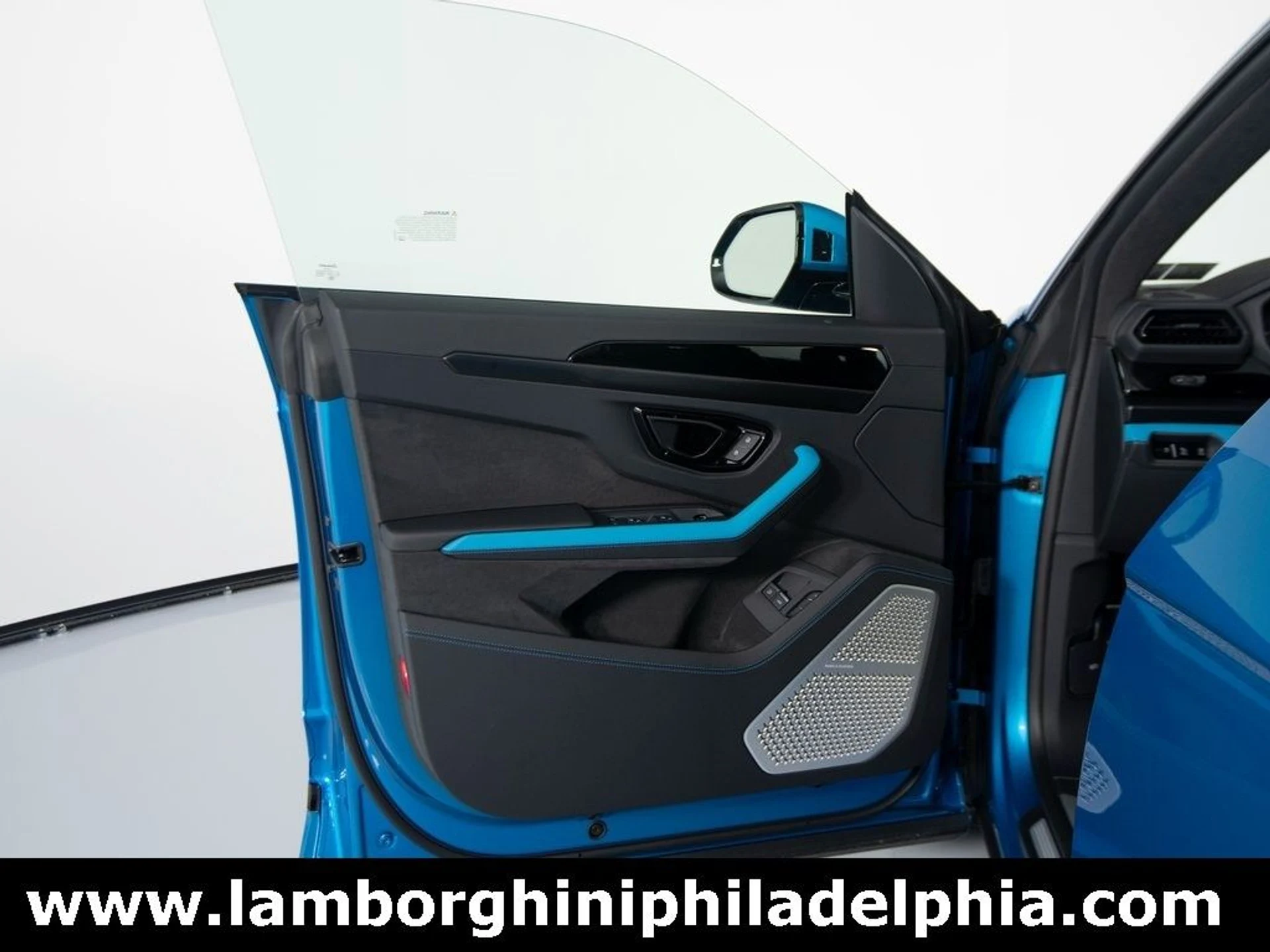 mph009_2215614750_72ac4b31032be9f81d24f881ed3a49f7x_2b3ffe1256