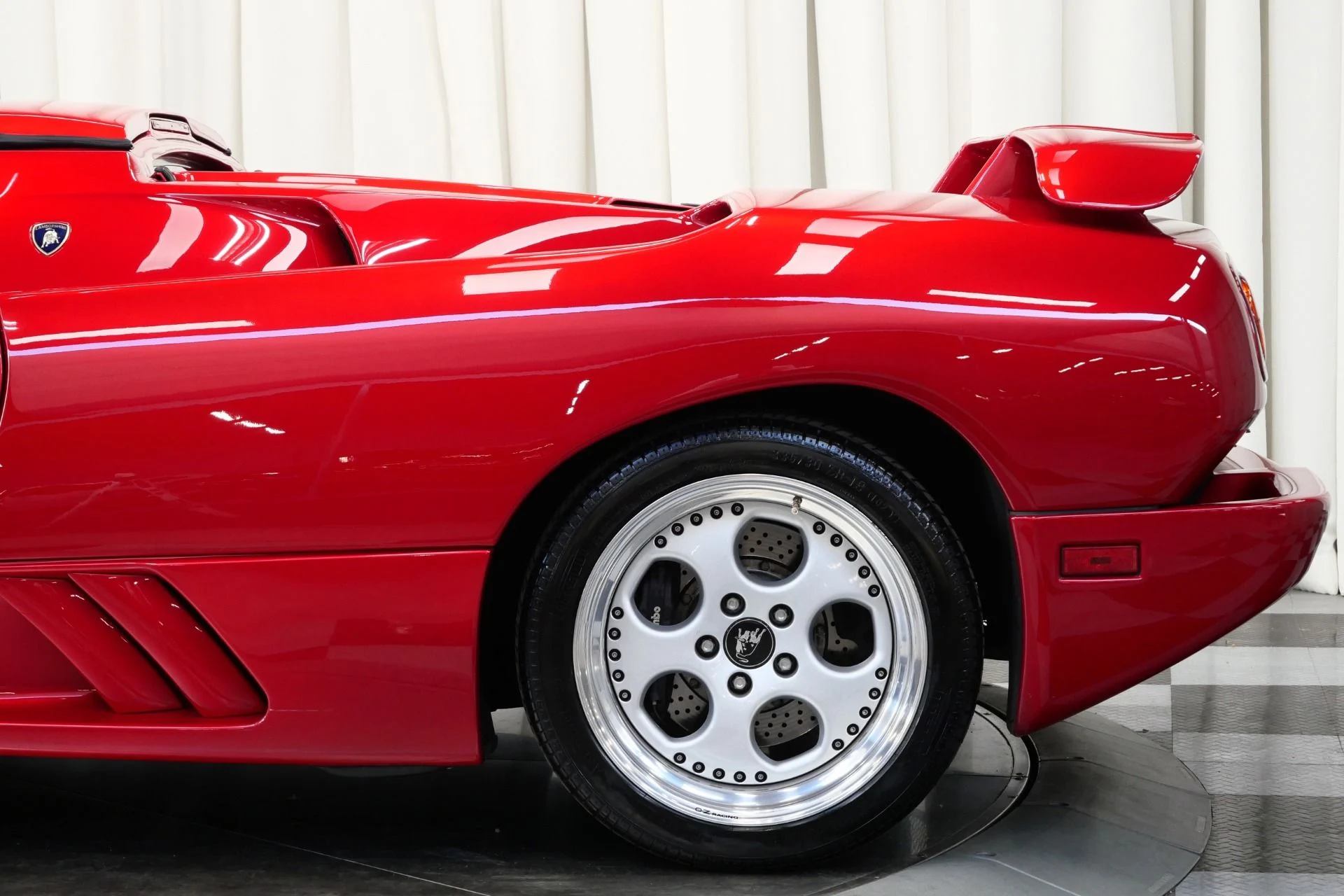 mph009_2216017215_Used_1999_Lamborghini_Diablo_VT_Roadster_1747320000_bd84f8e021