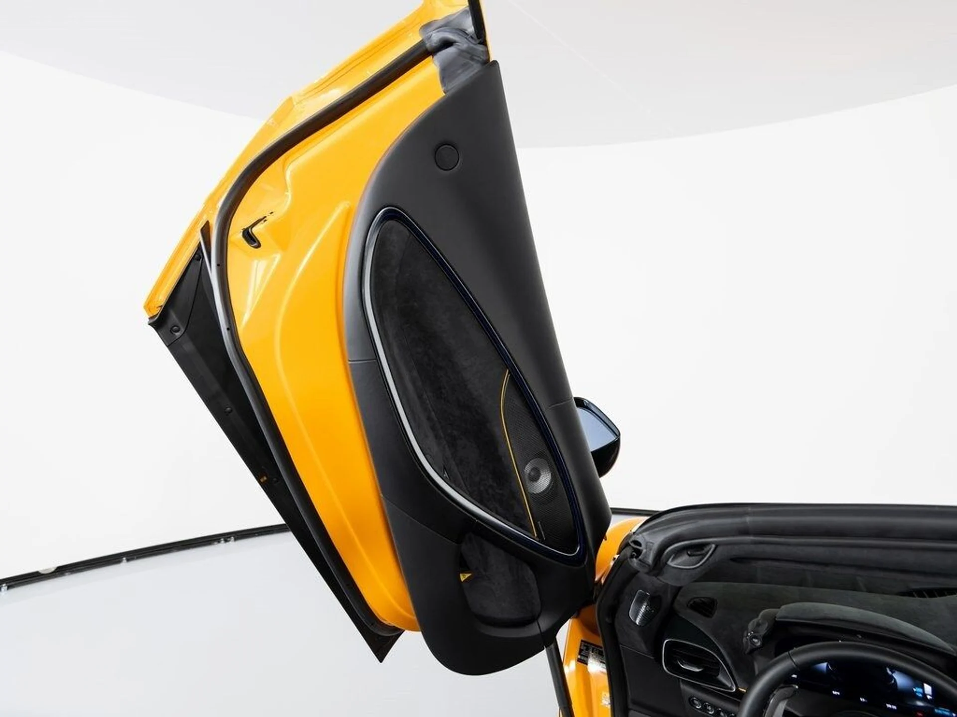 mph009_2222772564_f6df91079ccc12a9fa3049a0b71042eax_cee231067f