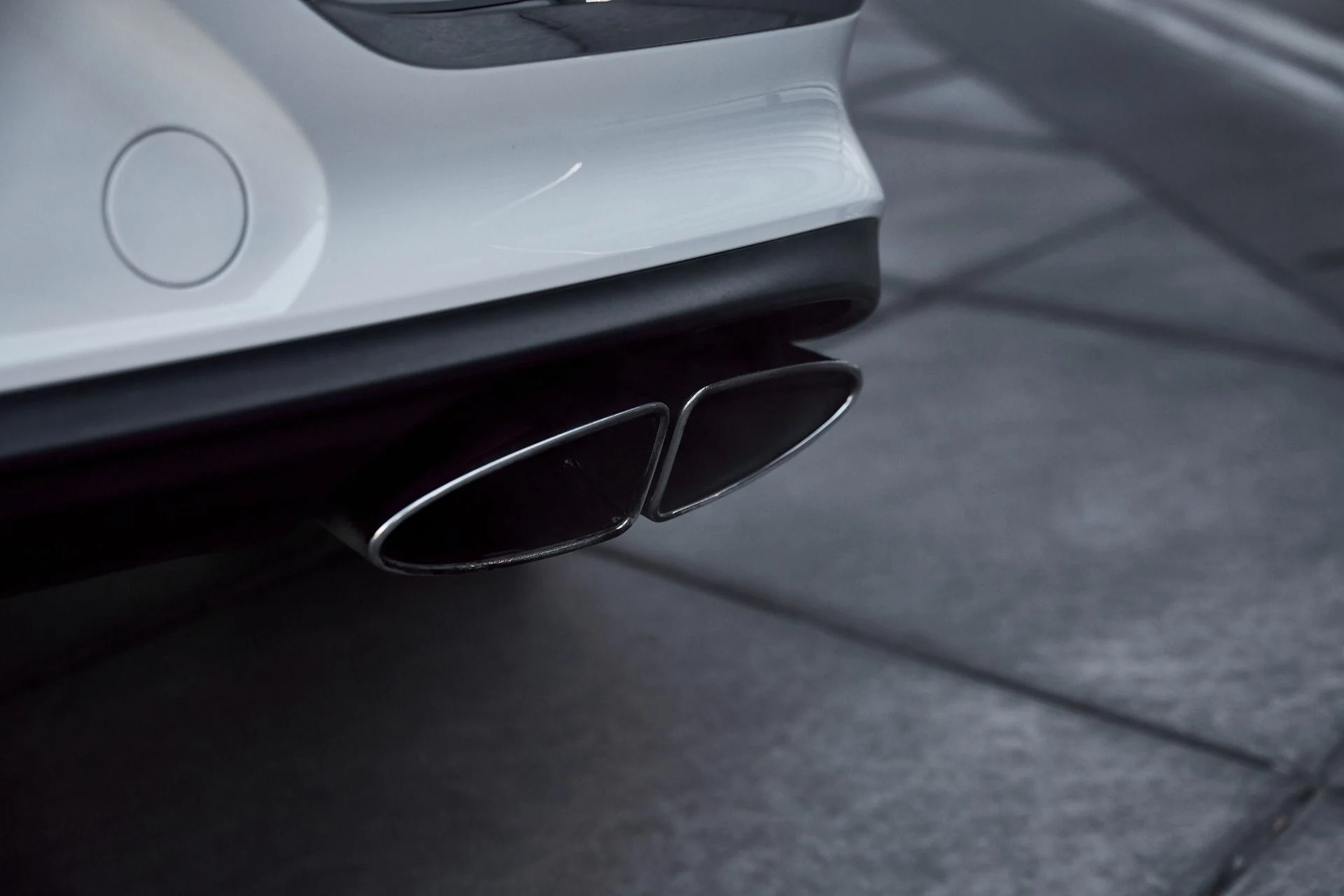 mph009_2229155460_Used_2022_Bentley_Bentayga_V8_1768246089_9e92cd662b