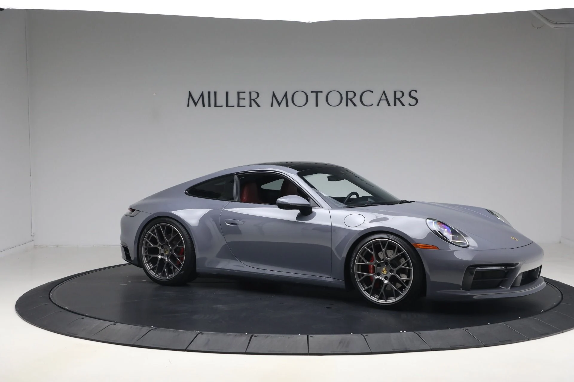 mph009_2229319107_Used_2021_Porsche_911_Carrera_S_1776709663_7b61247def