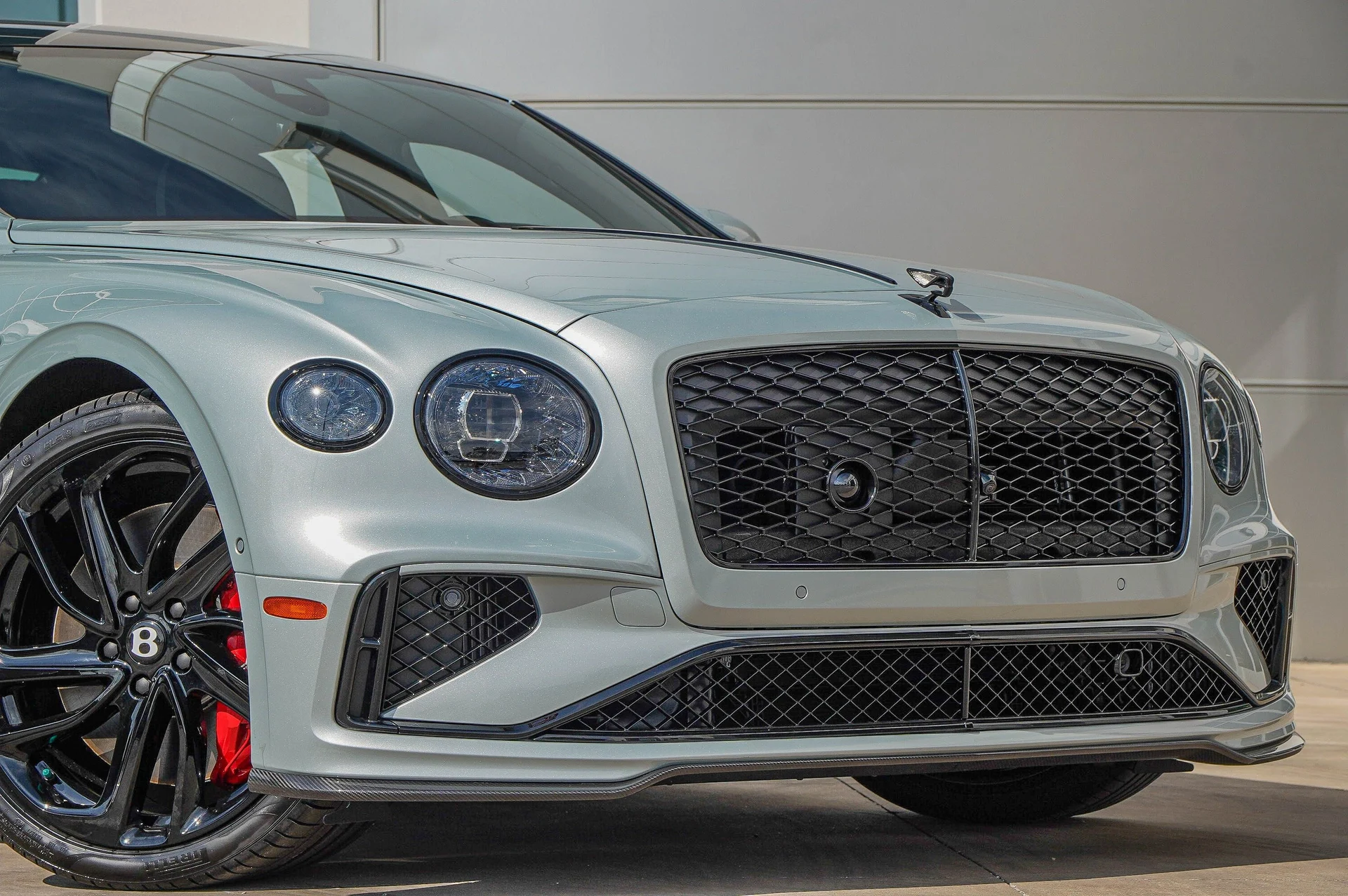 mph009_223125192_Hi_Tech_Luxury_Imports_LLC_SCBBR_6_ZG_7_TC_024366_image_9_f4bb7b2d4f
