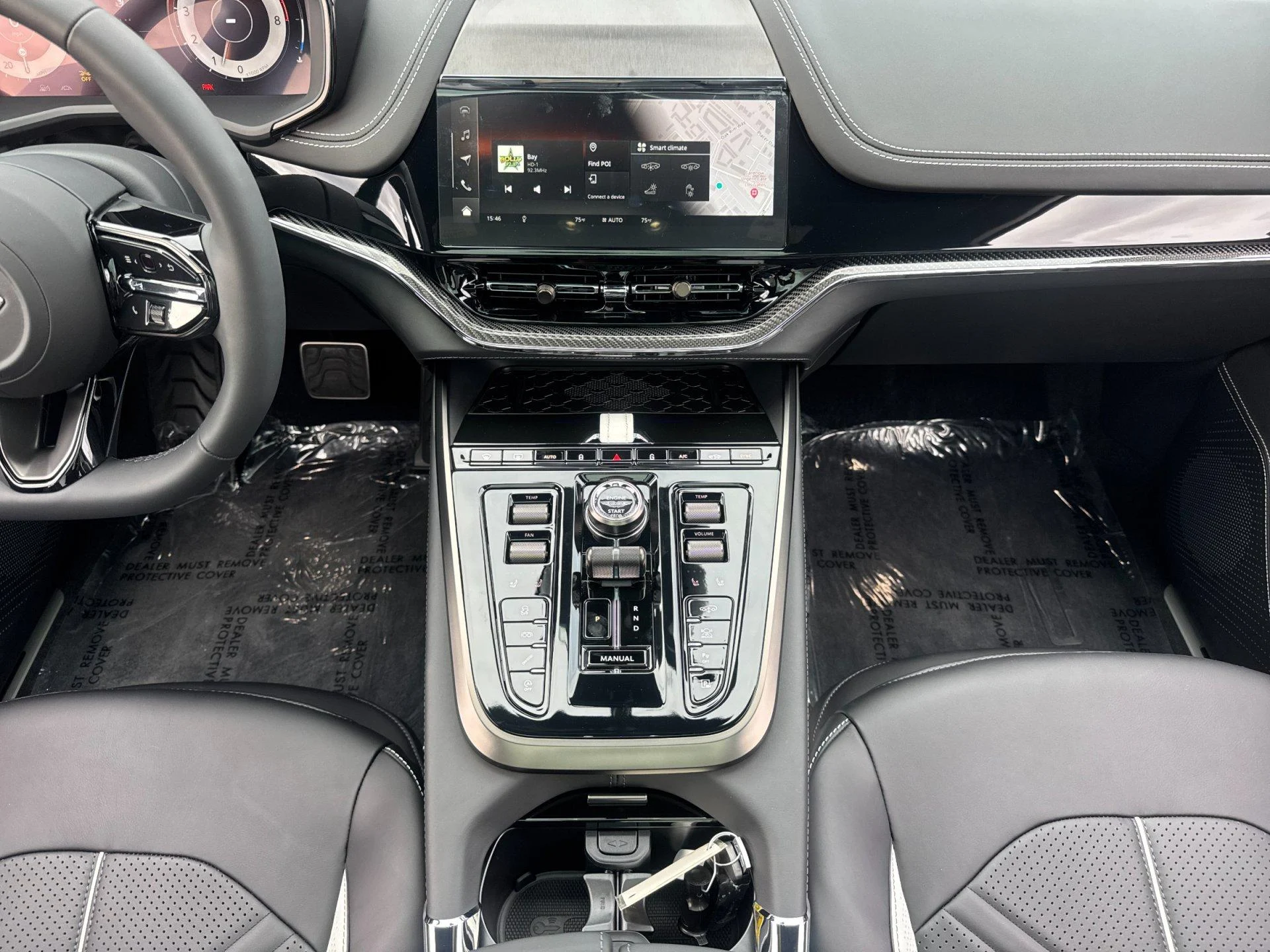 mph009_2237600565_New_2026_Aston_Martin_DBX_S_1793357265_522a053350