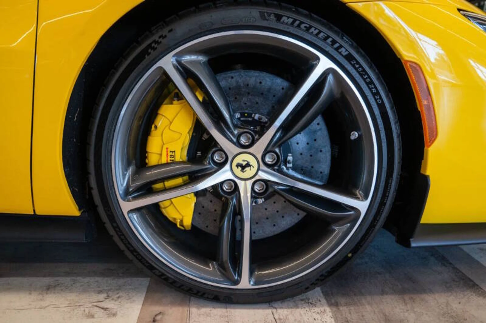mph009_223983858_2026_ferrari_296_gts_base_2dr_convertible_74048bc935
