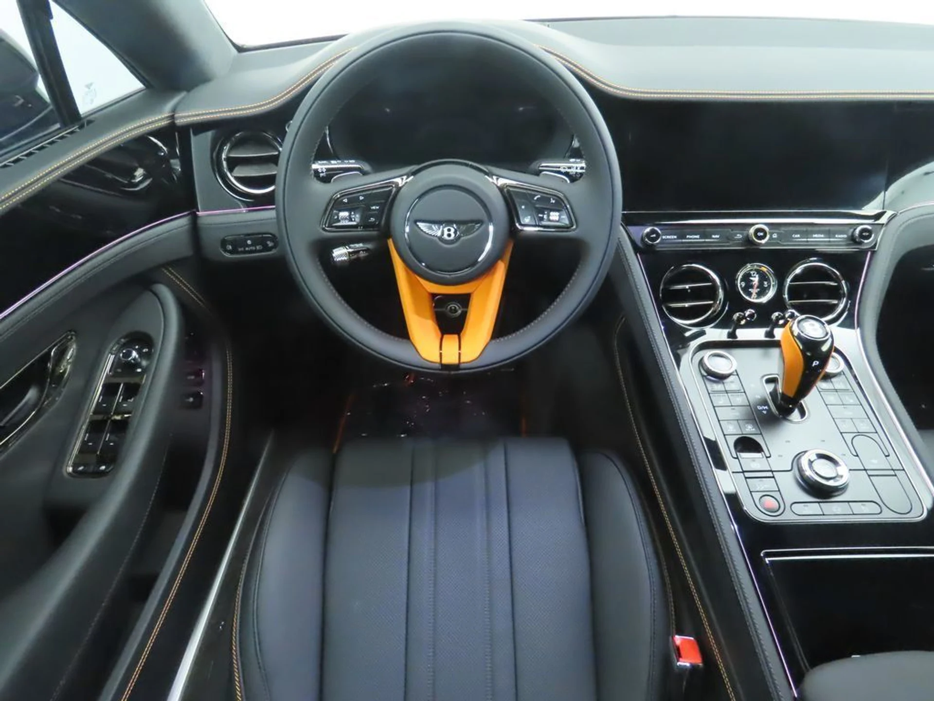 mph009_2245346815_new_2025_bentley_continental_gtblackeditioncoupe_8119_22910188_10_1024_6d6816a647
