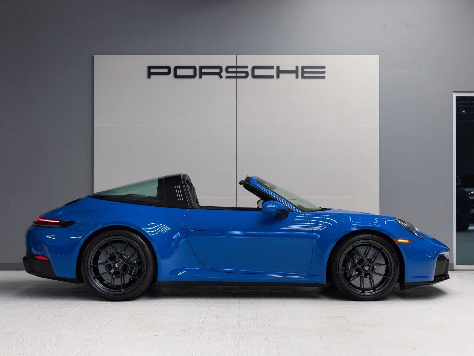 mph009_2248556993_10_4e7db6ba35