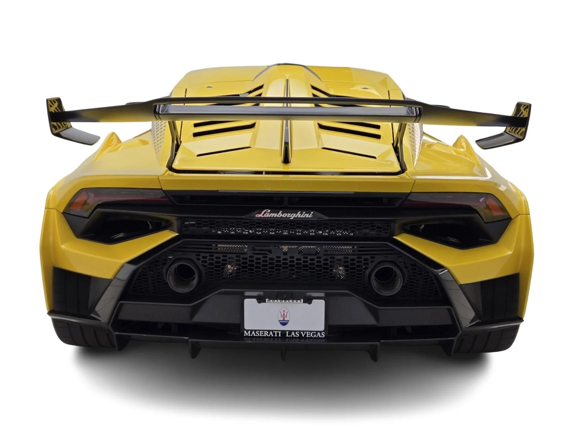 mph009_2262547408_Used_2022_Lamborghini_Huracan_STO_1755758908_18edf28180
