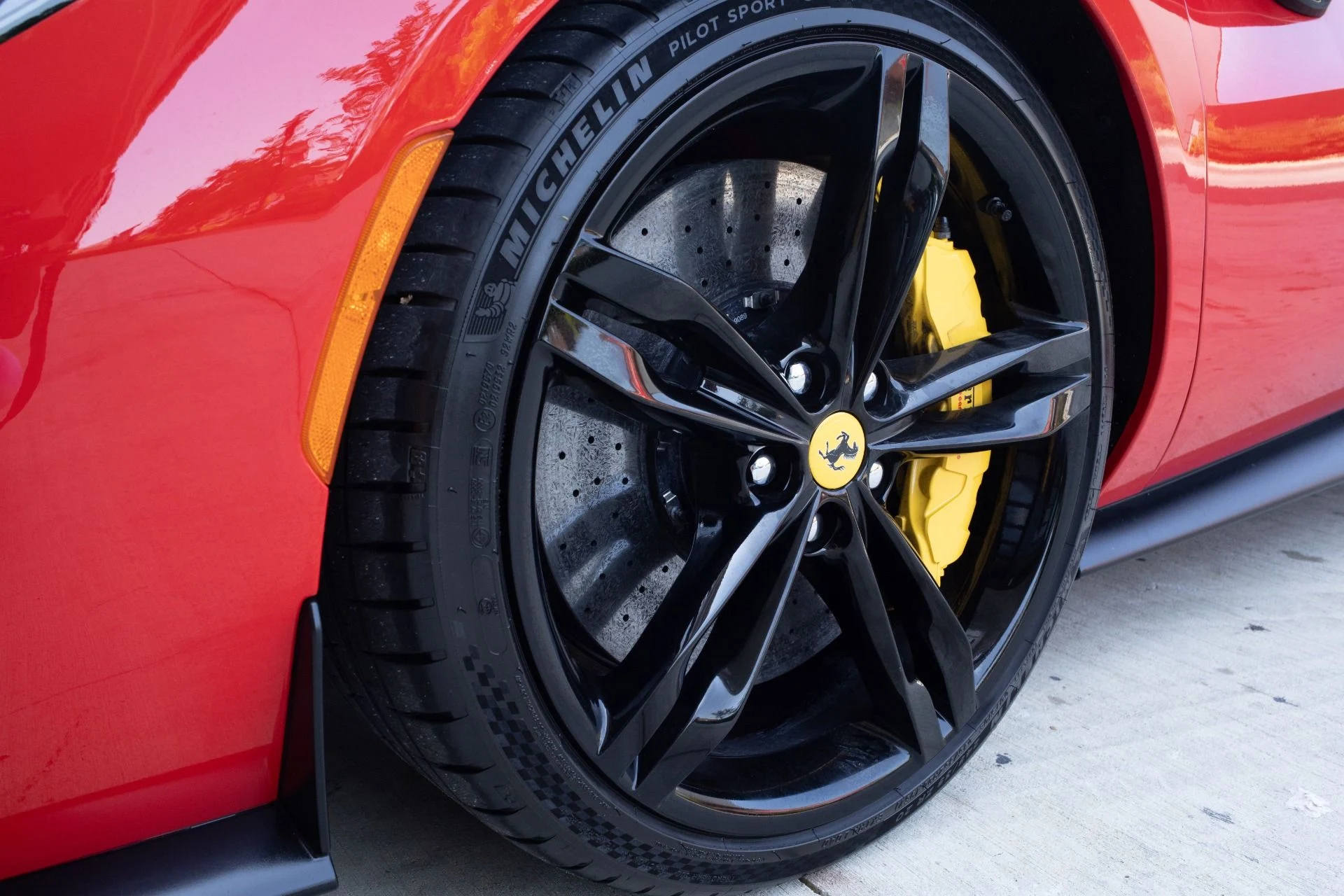 mph009_2264628198_Used_2024_Ferrari_296_GTS_1787170257_703f19fb8c