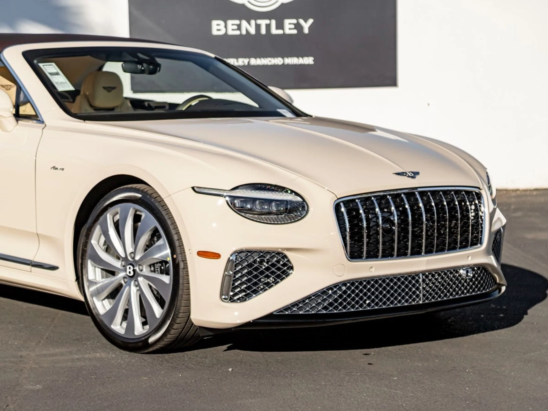 mph009_226945915_10_114aff4f94