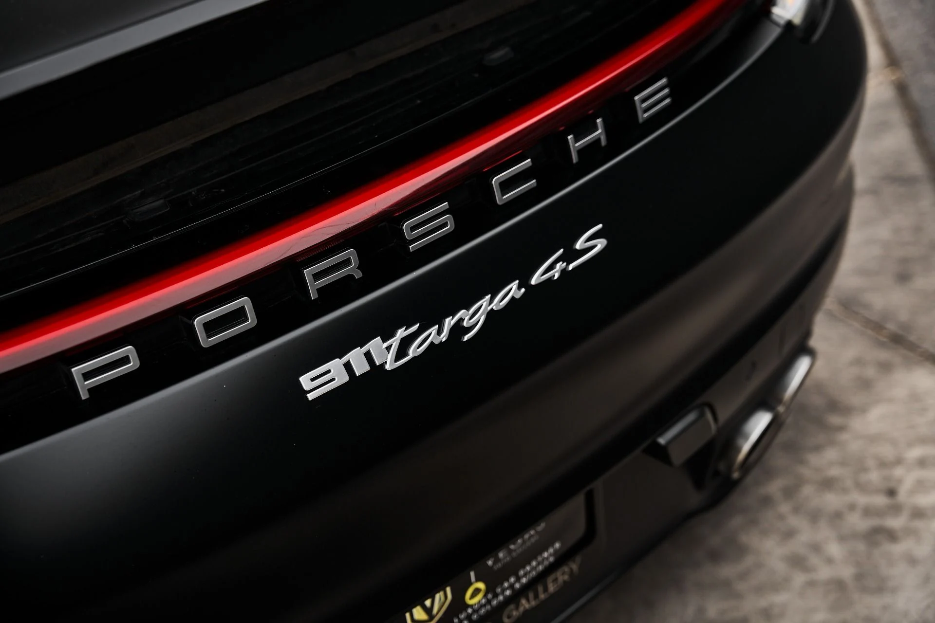 mph009_2269698318_Used_2021_Porsche_911_Targa_4_S_1786671944_de879c05ae