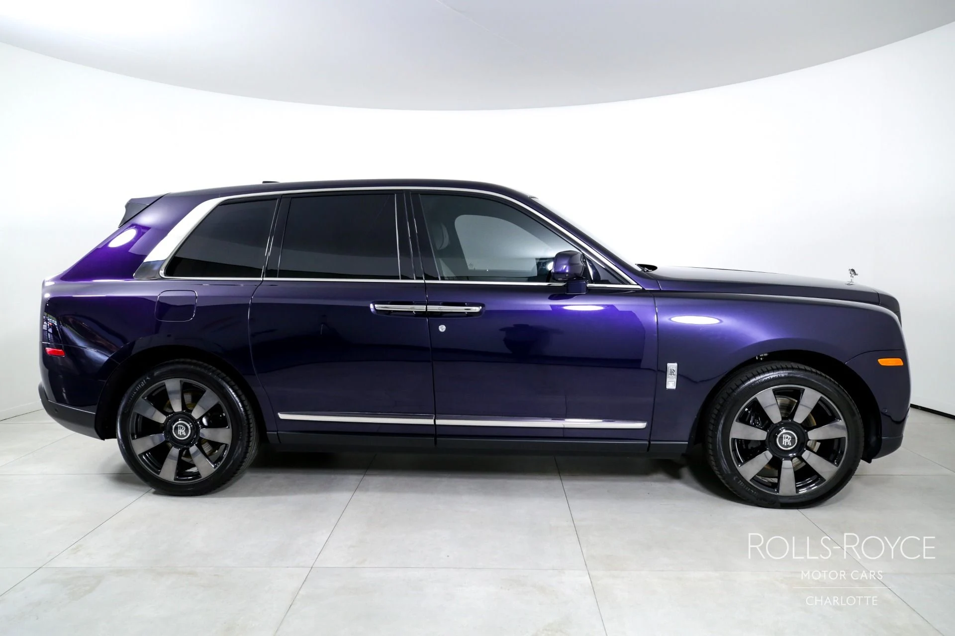mph009_2269985213_Used_2023_Rolls_Royce_Cullinan_1742248268_18ebb5e2a4