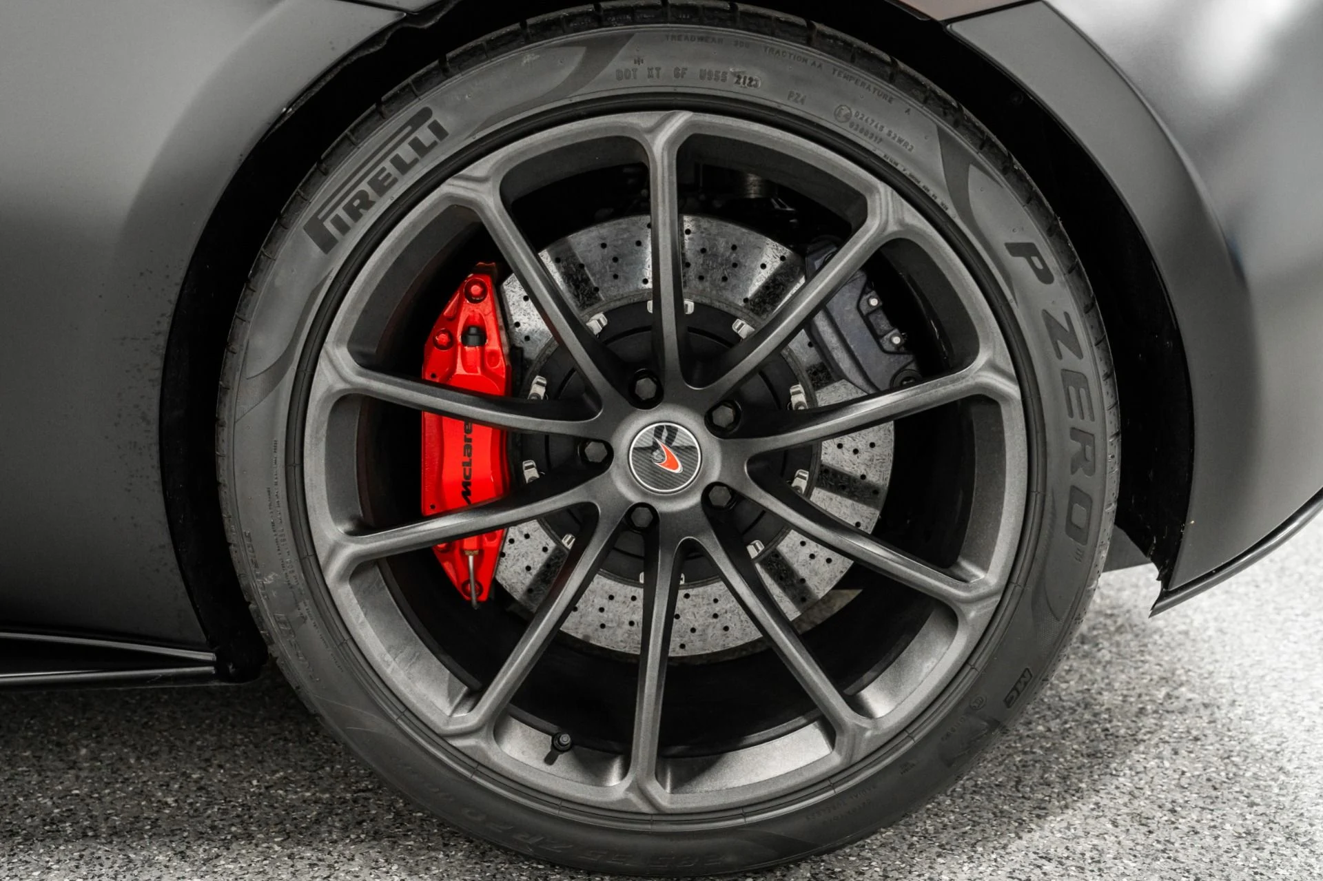 mph009_22701111_Used_2018_Mc_Laren_570_S_Spider_Full_Matte_Paint_Protection_Film_Alcantara_Interior_1767890092_fa5dd458f1