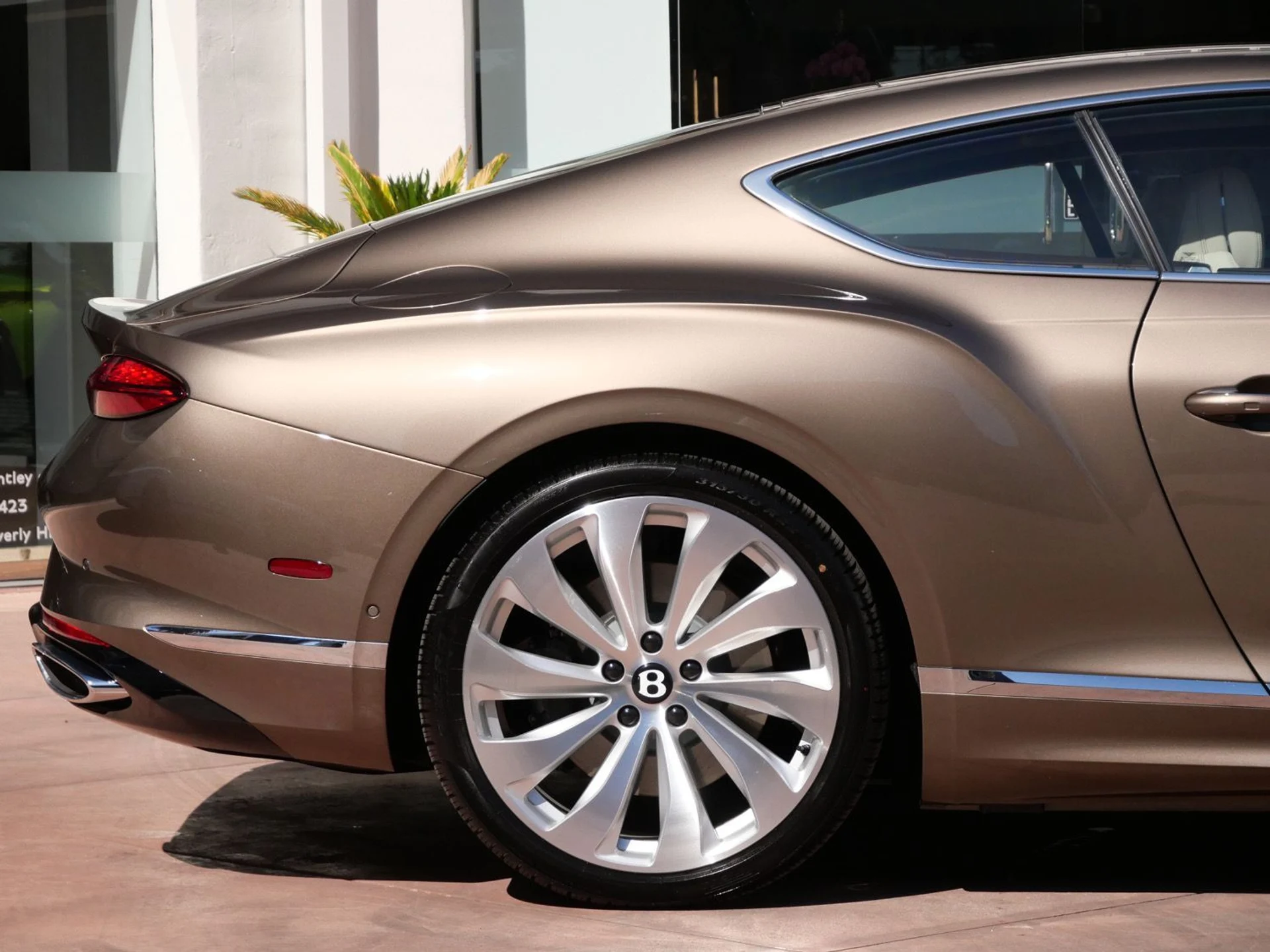 mph009_2270376286_c1bbfe9c211ce65c4ebd7ab3065e3568x_e2a8a01c76