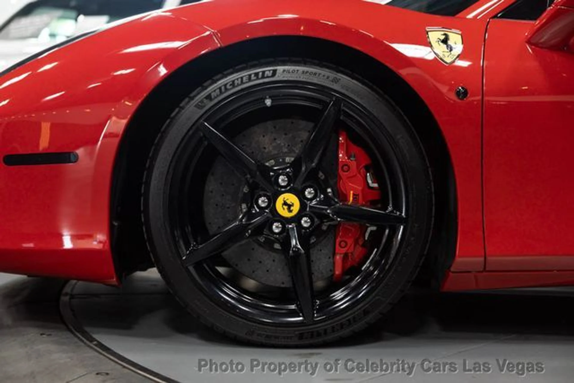 mph009_2283118423_used_2018_ferrari_488_gtb_coupe_9707_23093492_14_640_79fa1ee7d5