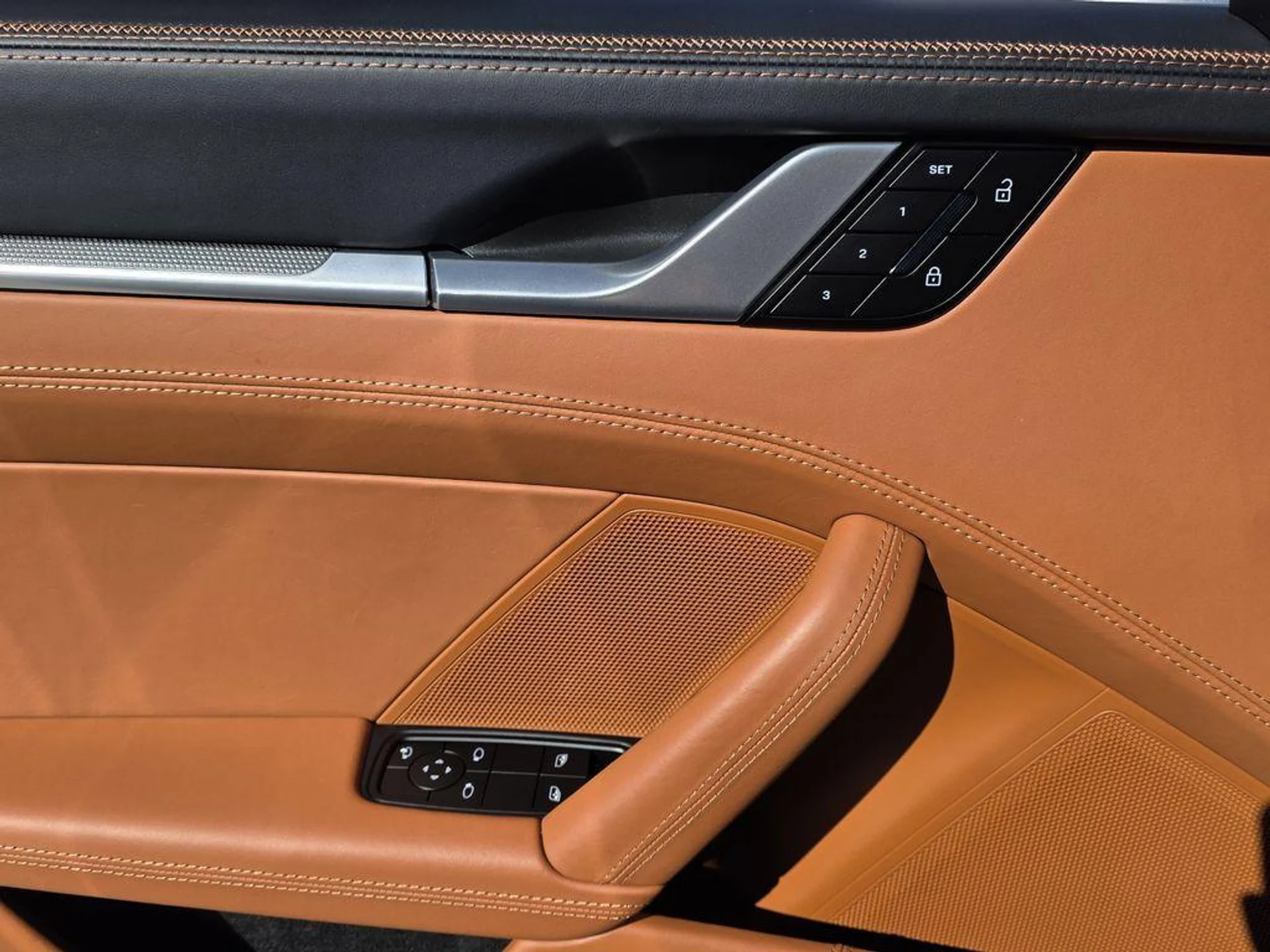 mph009_2283196403_mj_Cffmp_Tg_Gv_CV_Ob_JU_Tt0_Y_Kj64_Vo_6fa167bc1f