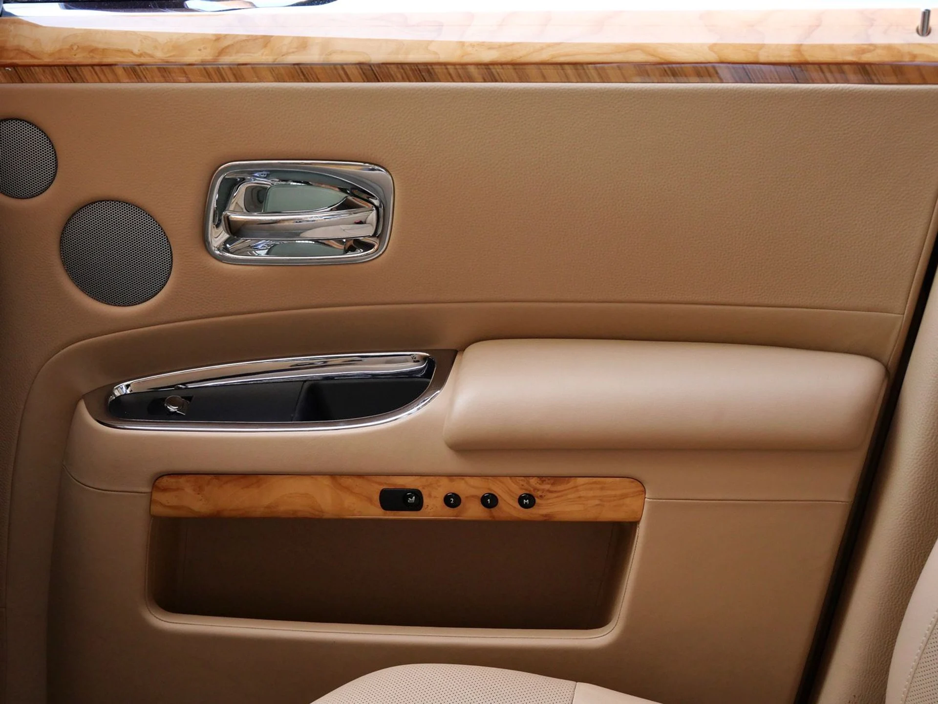 mph009_2283658243_94b303047c18139b4fceea8292c2d893x_aa45762e81