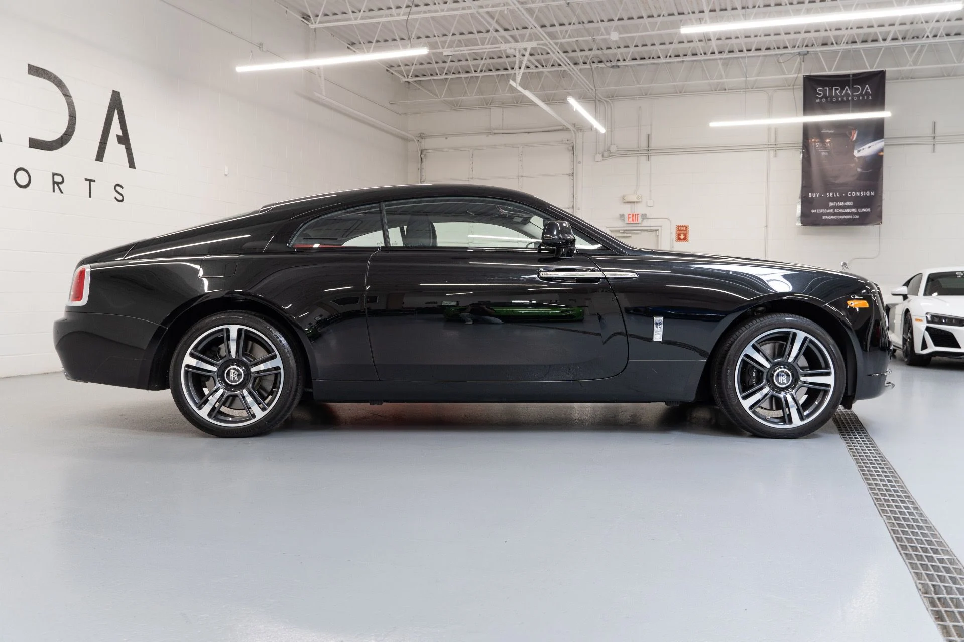 mph009_2285757270_Used_2017_Rolls_Royce_Wraith_1760029536_81e8ec4543
