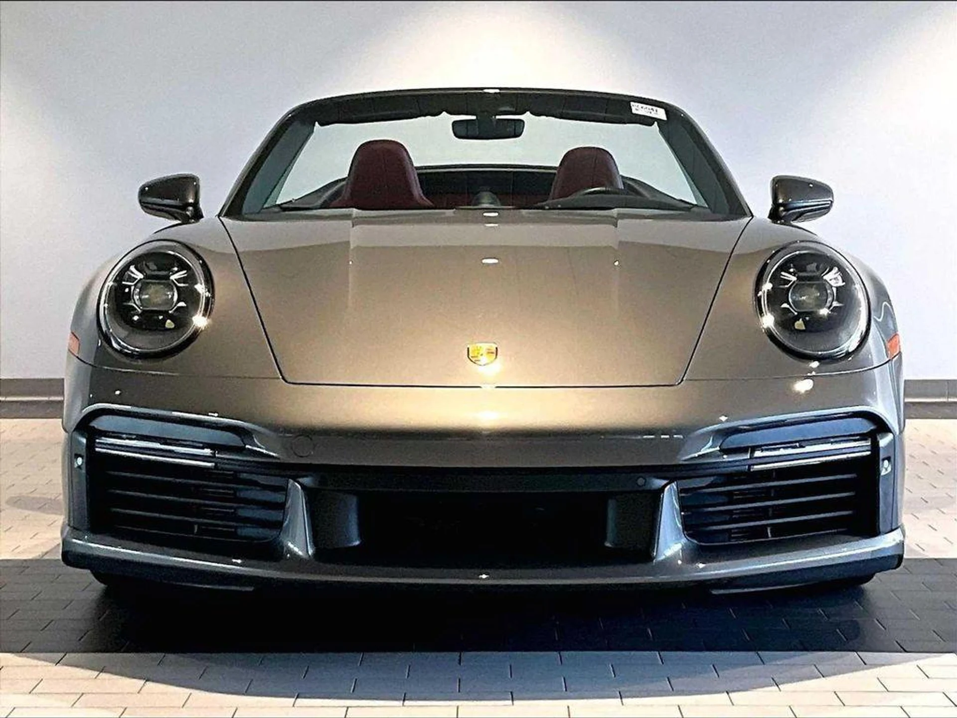 mph009_2290674863_AXFID_5y_SVK_Va_D_Fso_P_Ed1_WMQ_Kf3c_a48a742f8b