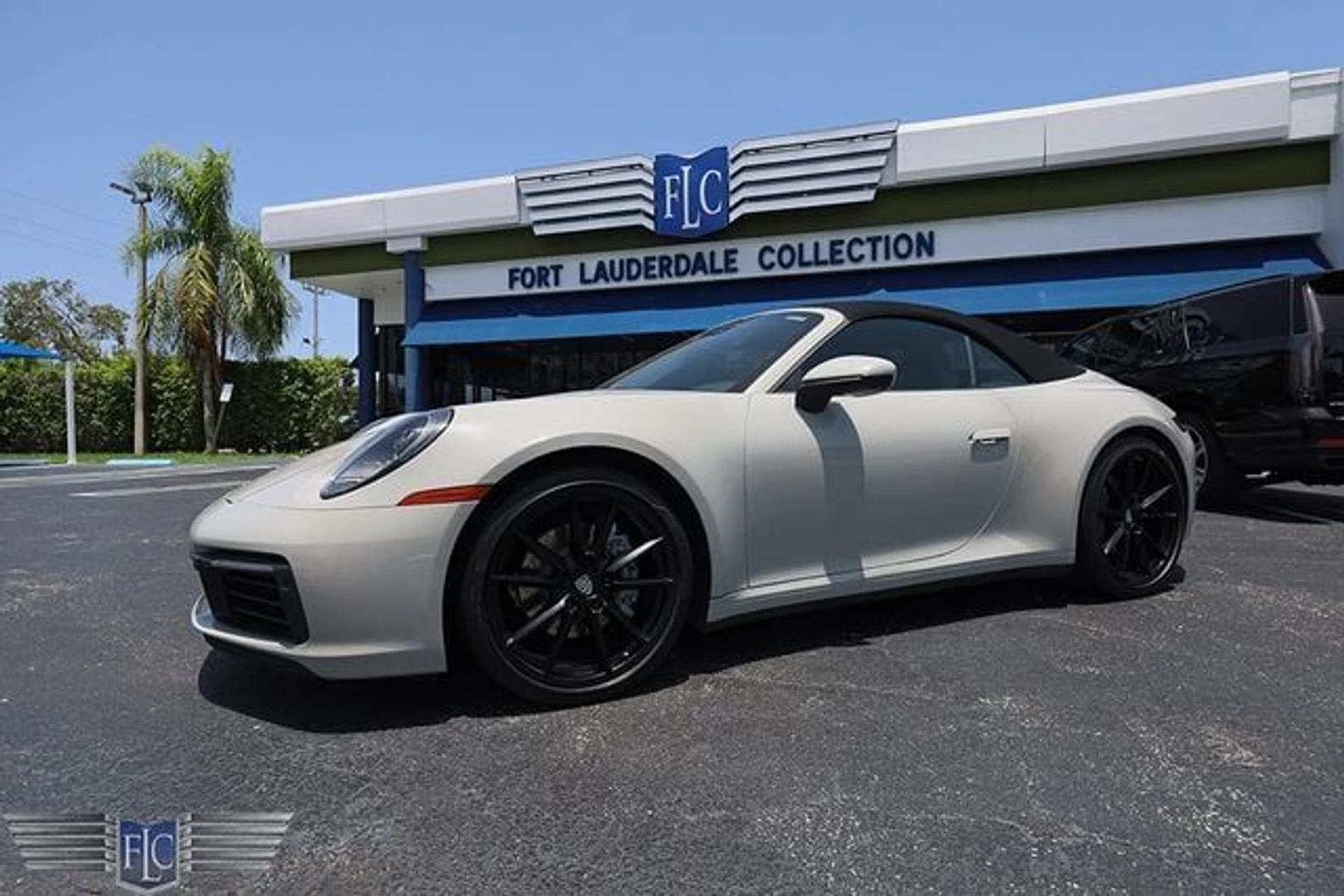 mph009_2291716572_used_2021_porsche_911_carreracabriolet_6305_23052767_14_640_273c212466