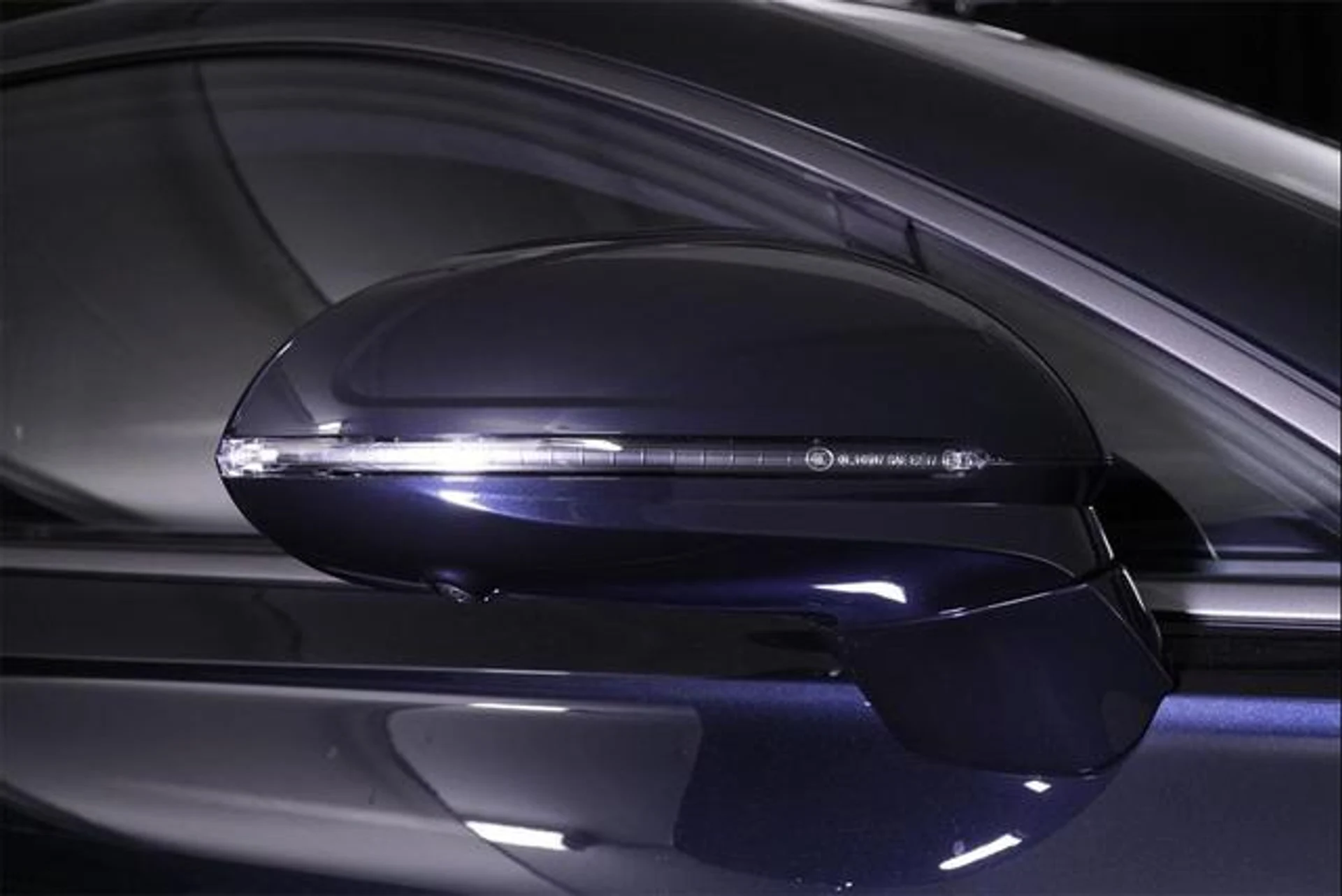 mph009_2292749184_E_Zv_H4_Iu7_HKEYF_Mq_RH_Xt4_WDH_Ho_E_d4027fc8e9