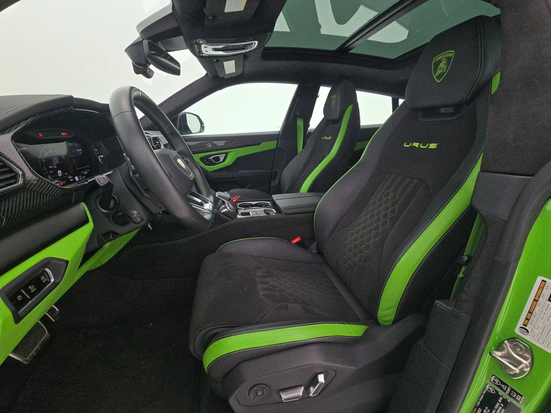 mph009_22939903_13374_p10_l_4701bb6daf