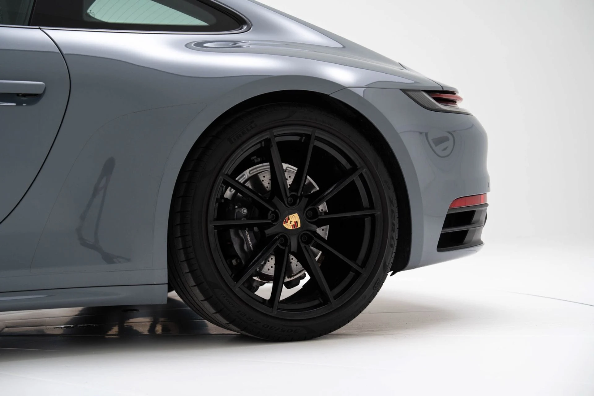 mph009_2302248673_Used_2024_Porsche_911_Carrera_1774628139_05b8939468