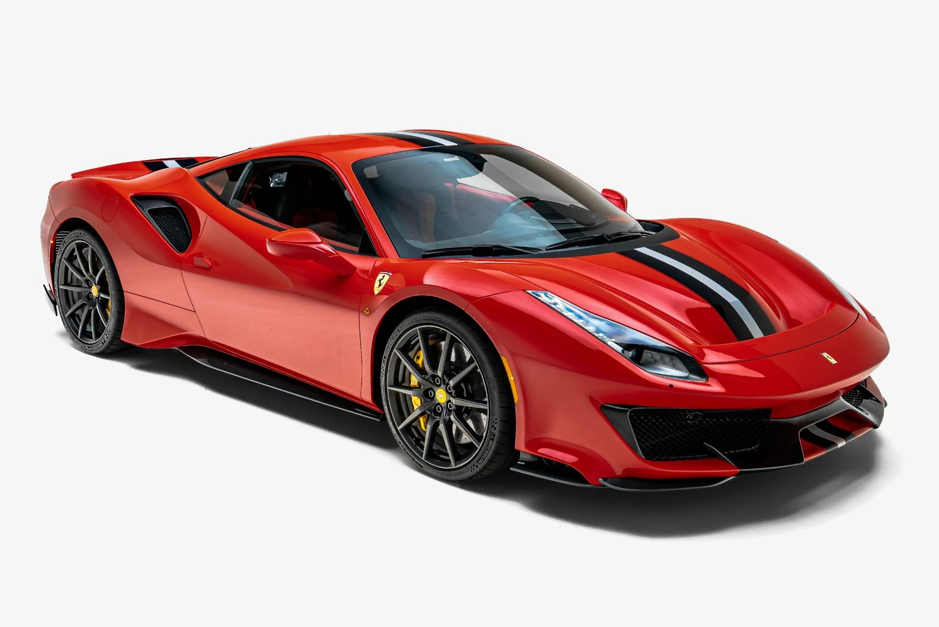 mph009_2302797130_Used_2019_Ferrari_488_Pista_1784869128_df3b0ee156