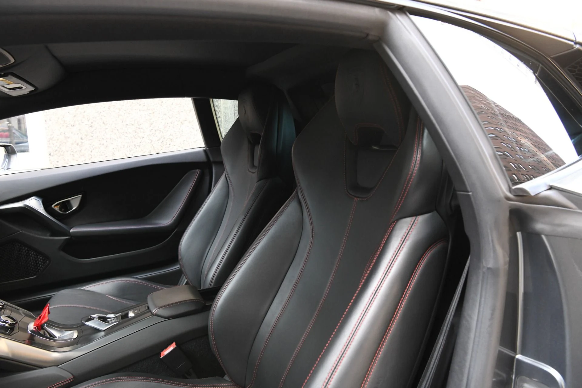 mph009_2304090496_Used_2018_Lamborghini_Huracan_LP_580_2_1758056406_2914c4af9f