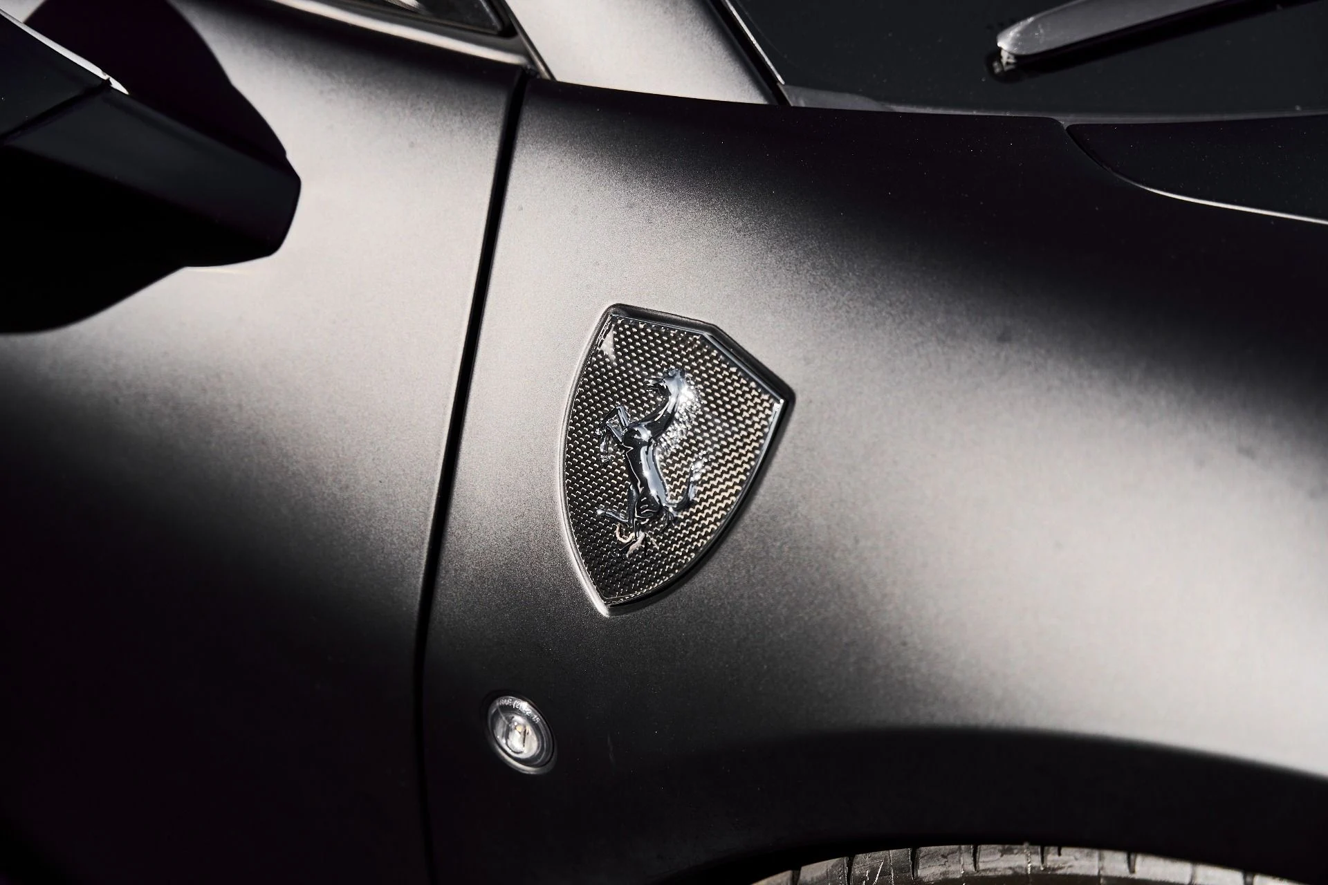 mph009_2304476615_Used_2023_Ferrari_F8_Spider_Base_1783649079_c0720d0df0