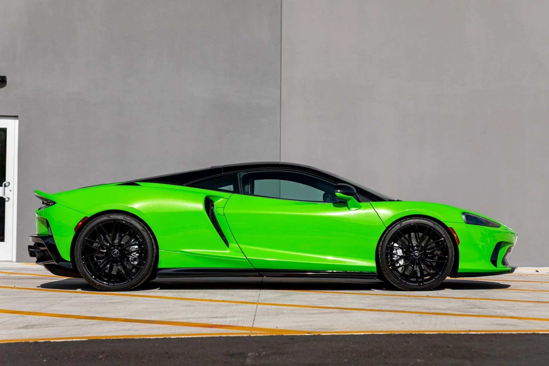 mph009_2304703726_517_p10_l_373abc6339