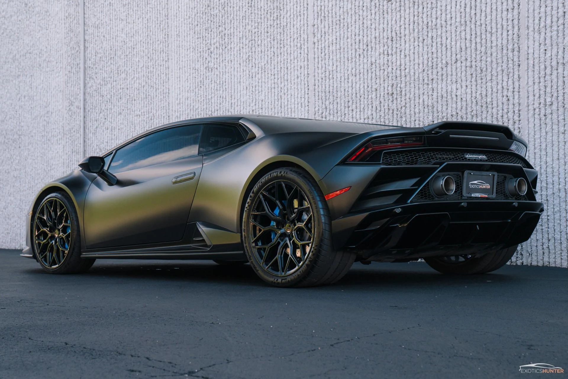mph009_2308837229_Used_2020_Lamborghini_Huracan_EVO_in_Nero_Helena_w_FULL_Stealth_PPF_Blue_Interior_Vossen_Wheels_1743710386_49f0df4f10