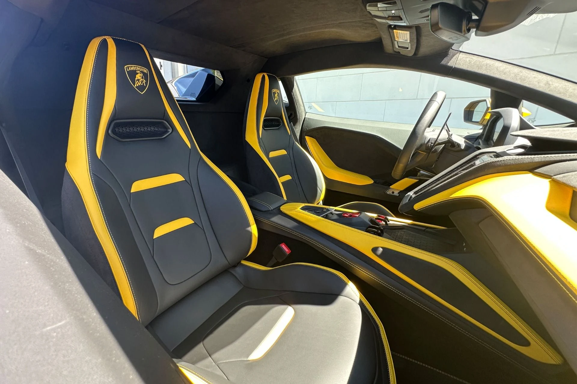 mph009_2315505388_New_2026_Lamborghini_Temerario_1781869072_b826133304
