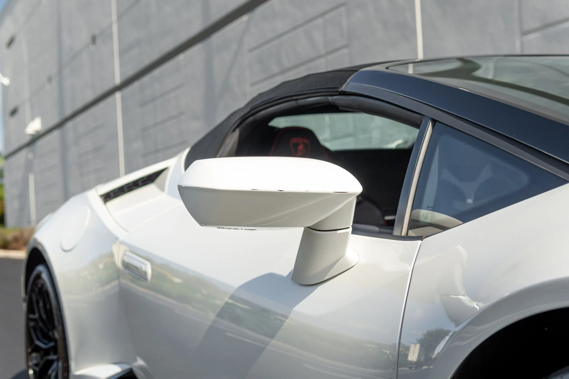 mph009_2333544212_Used_2021_Lamborghini_Huracan_EVO_Spyder_1766013013_1aaecc4d66