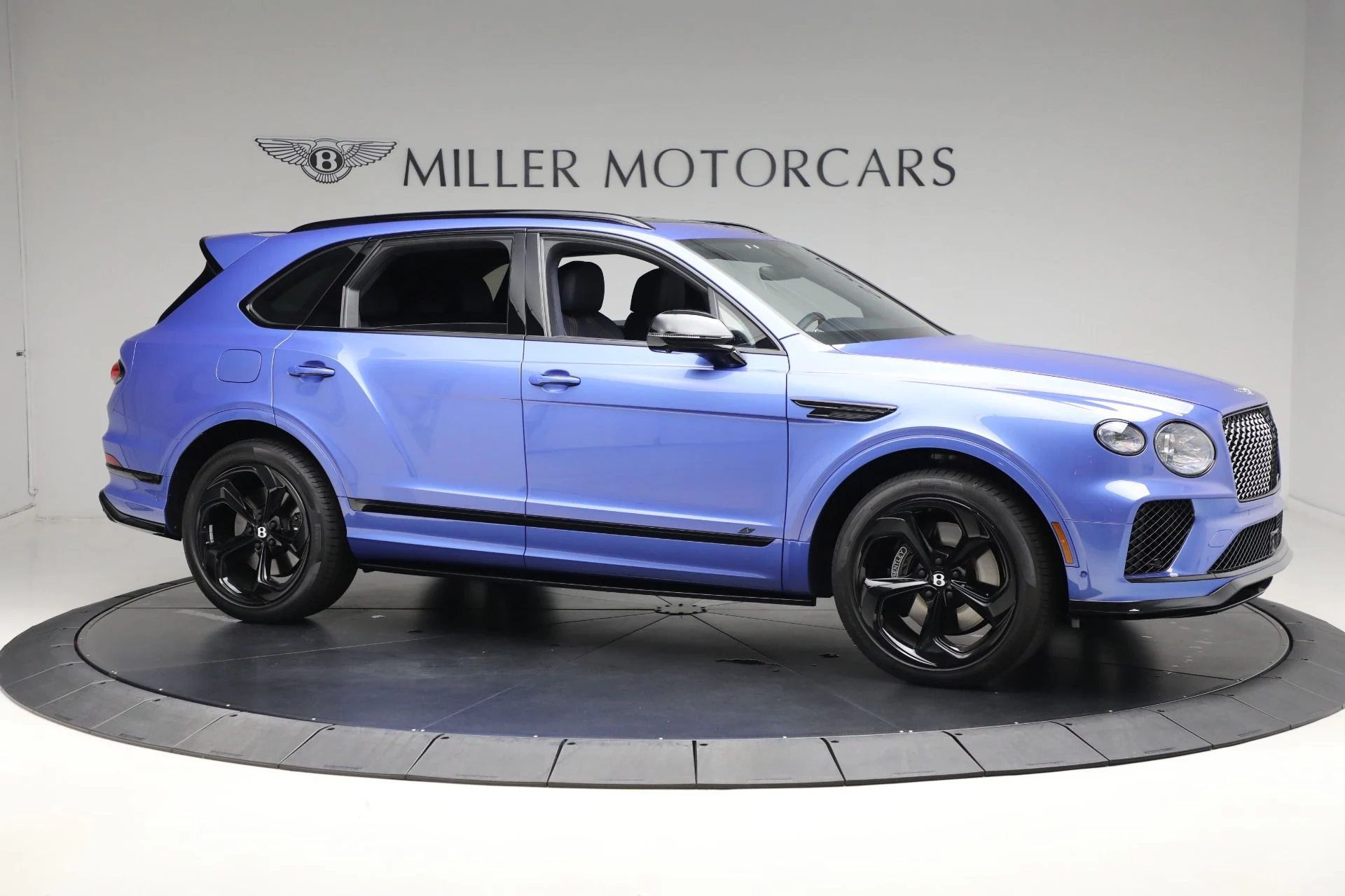 mph009_2335649478_Used_2024_Bentley_Bentayga_S_V8_d88a1b9d8b