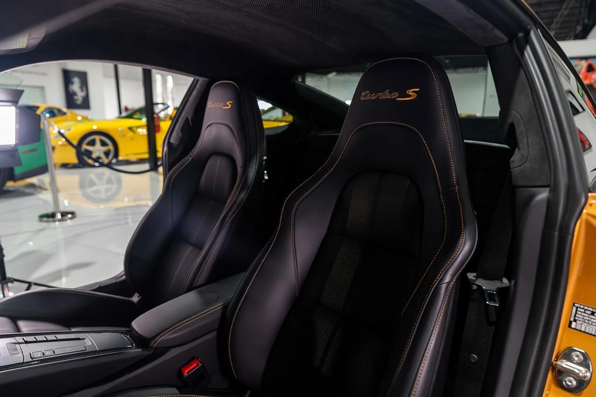 mph009_2337786521_00d8f5c8c2b1660f485aa2d5cf7d9acb_d9d2163649