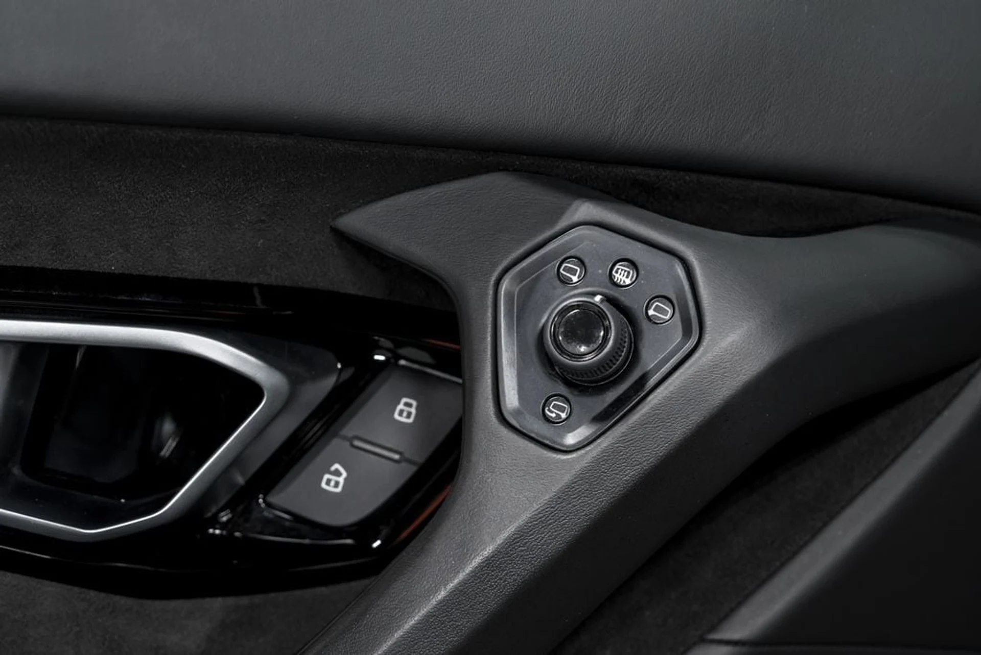 mph009_2339144113_1b2c2c7c2156c16112280e446a6c236cx_743039f3dc