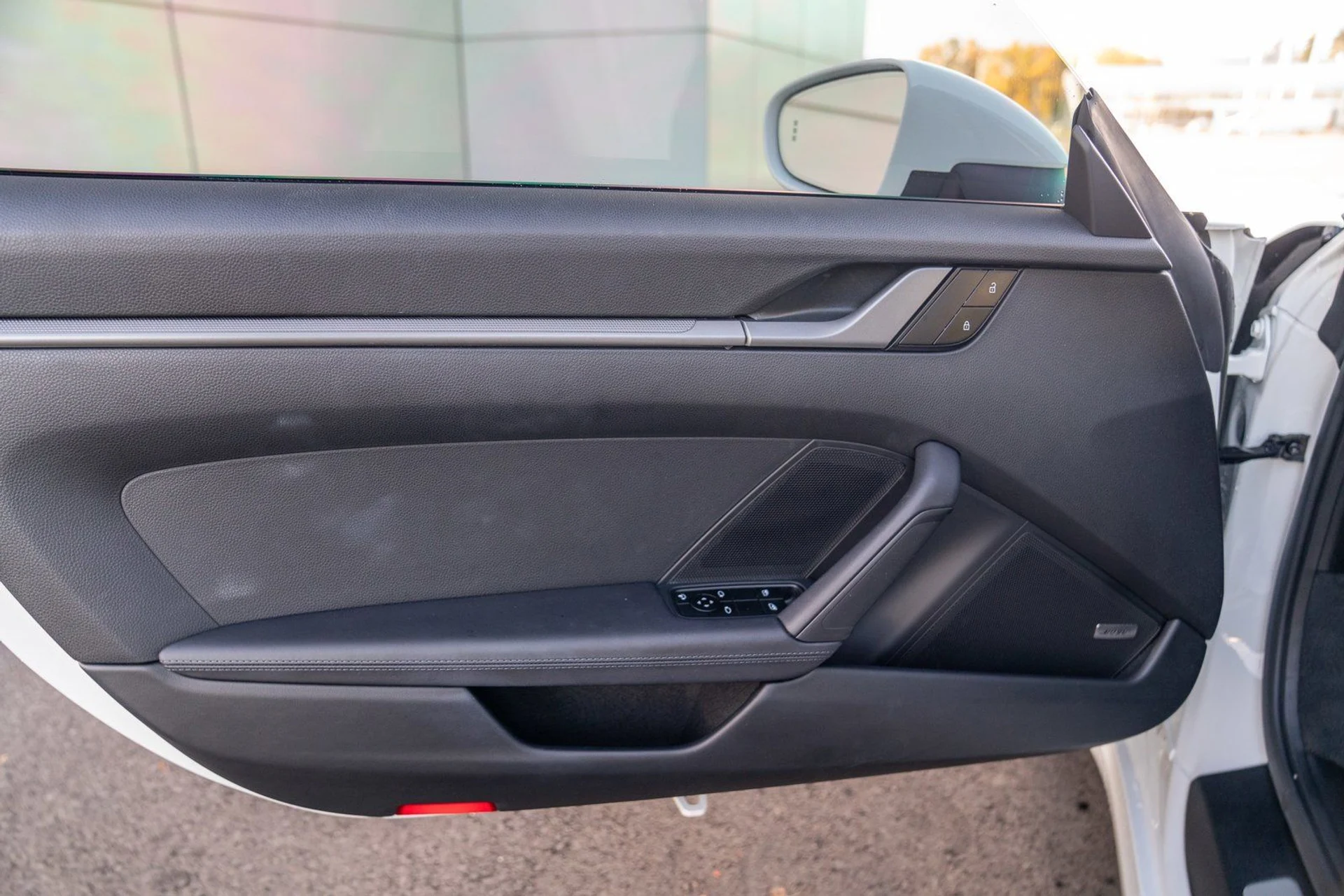 mph009_2345383912_4913e769f412e74bb5a3273fb19bc36fx_79816b3e53