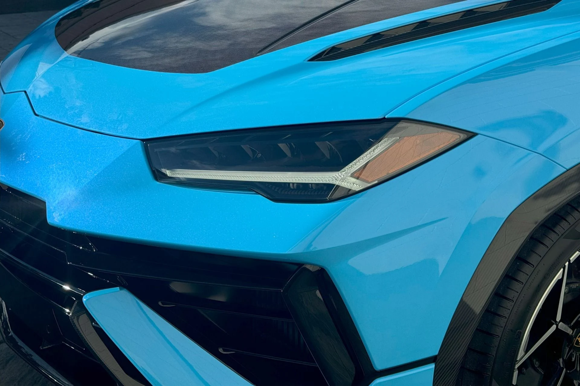 mph009_2349919270_Used_2024_Lamborghini_Urus_Performante_1741002929_b1dab92969