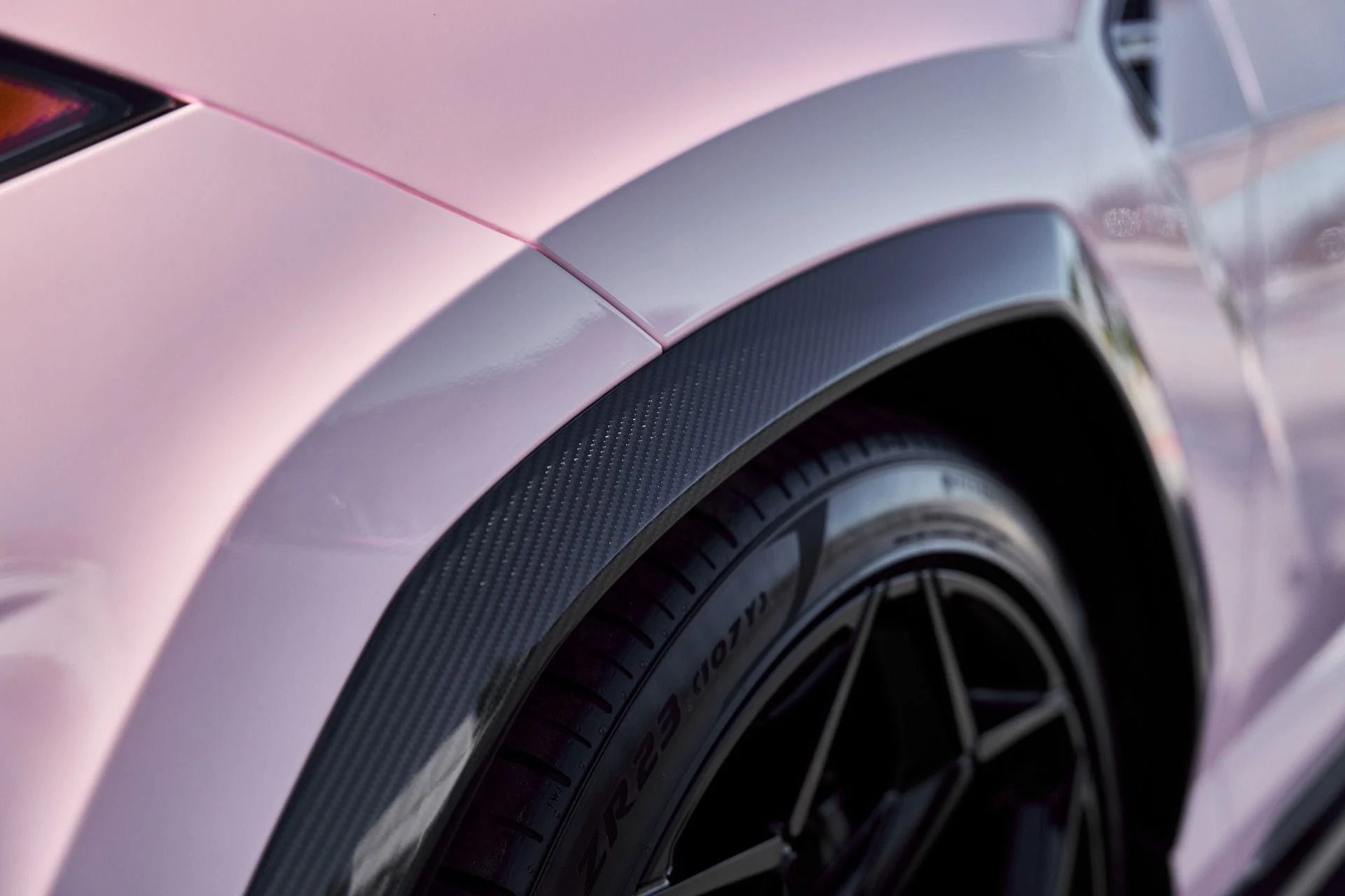 mph009_2356918355_Used_2024_Lamborghini_Urus_Performante_1767667853_d2206d8bf0