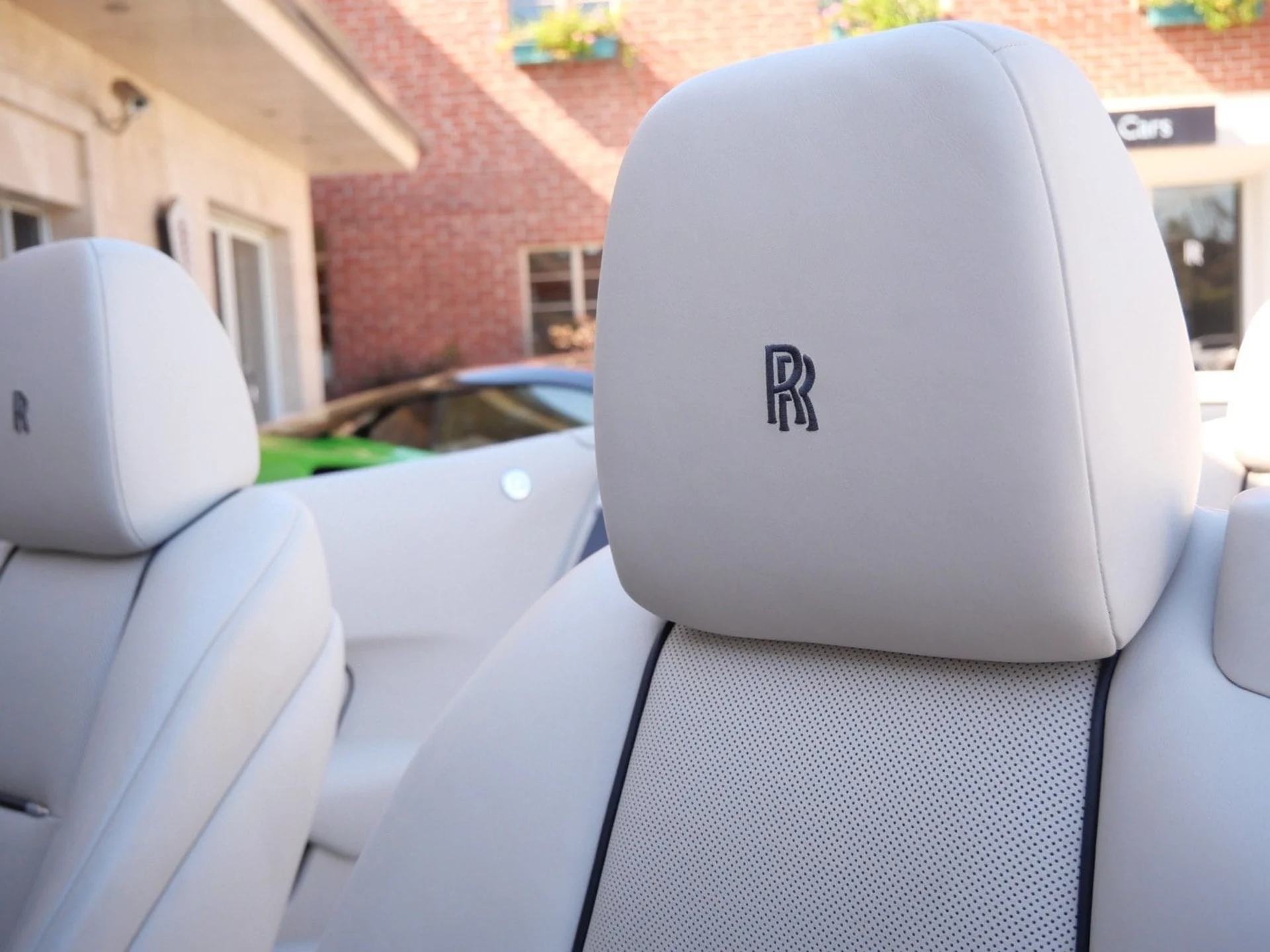 mph009_2372881556_3247846ca774d33659b9bc3aa5580a0fx_6bbf5c85fa