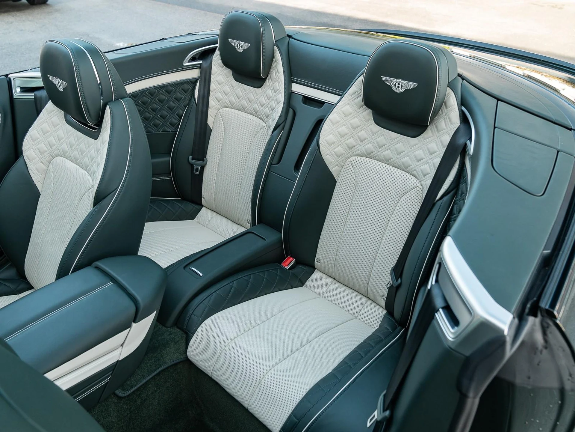 mph009_2375497662_Used_2022_Bentley_Continental_GT_Speed_1766181994_c0e5b08bf5