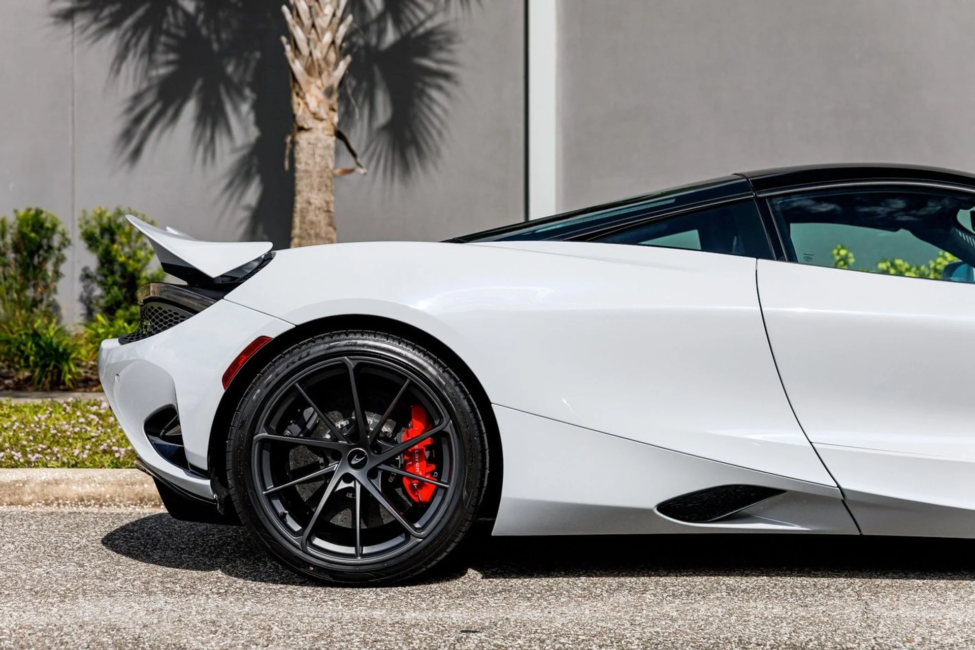 mph009_2382736784_616_p10_l_1eb183dedf