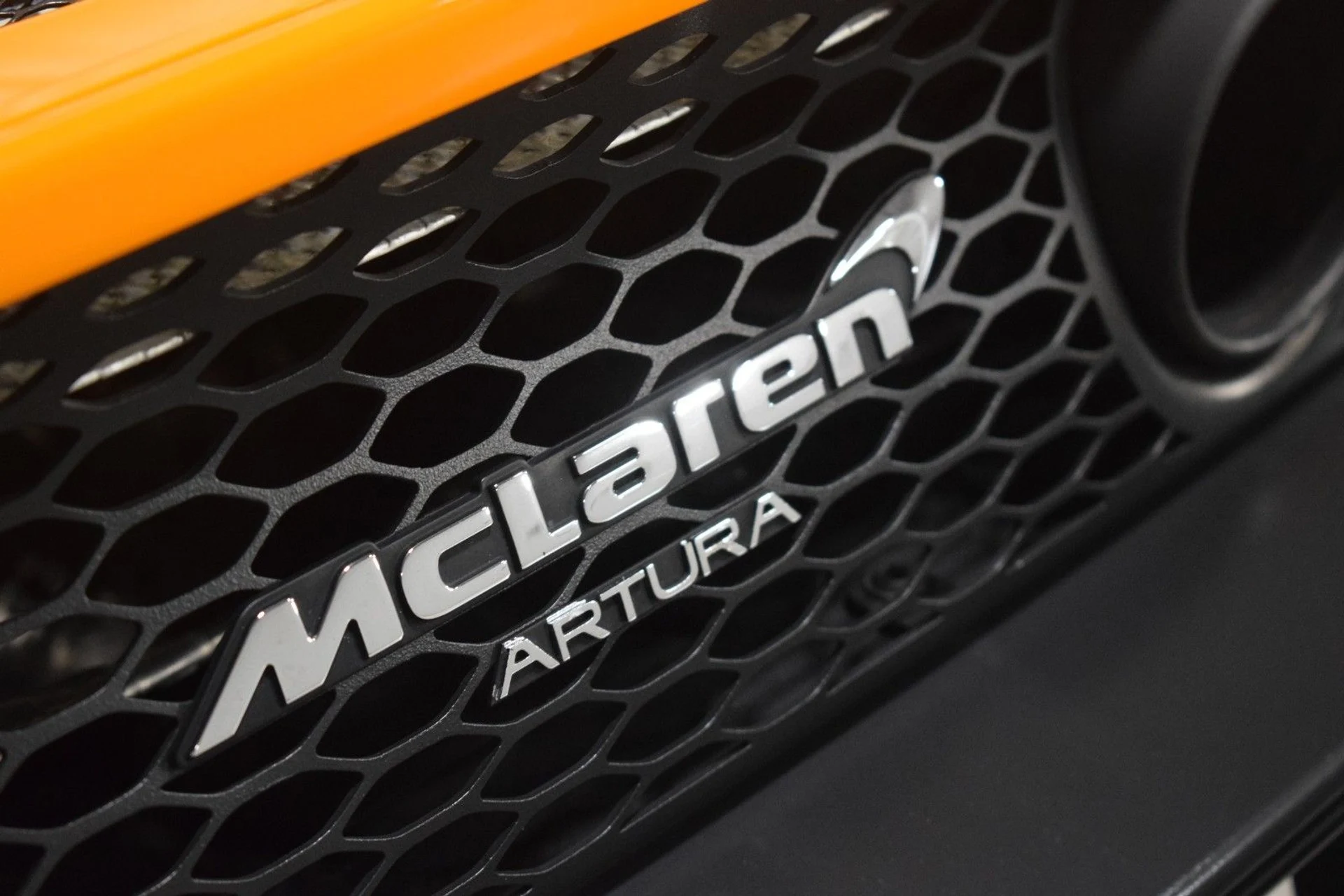 mph009_2384442327_53c9eece54c14ad4613f7799b8ce313dx_78f5805fe1