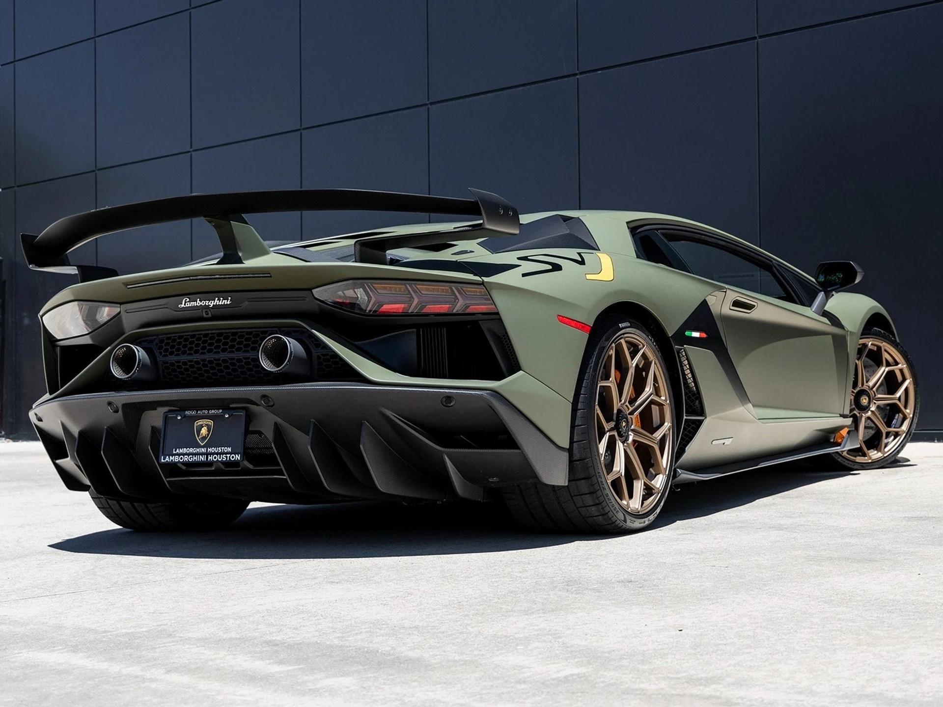 mph009_2387606456_10_447602a1a5