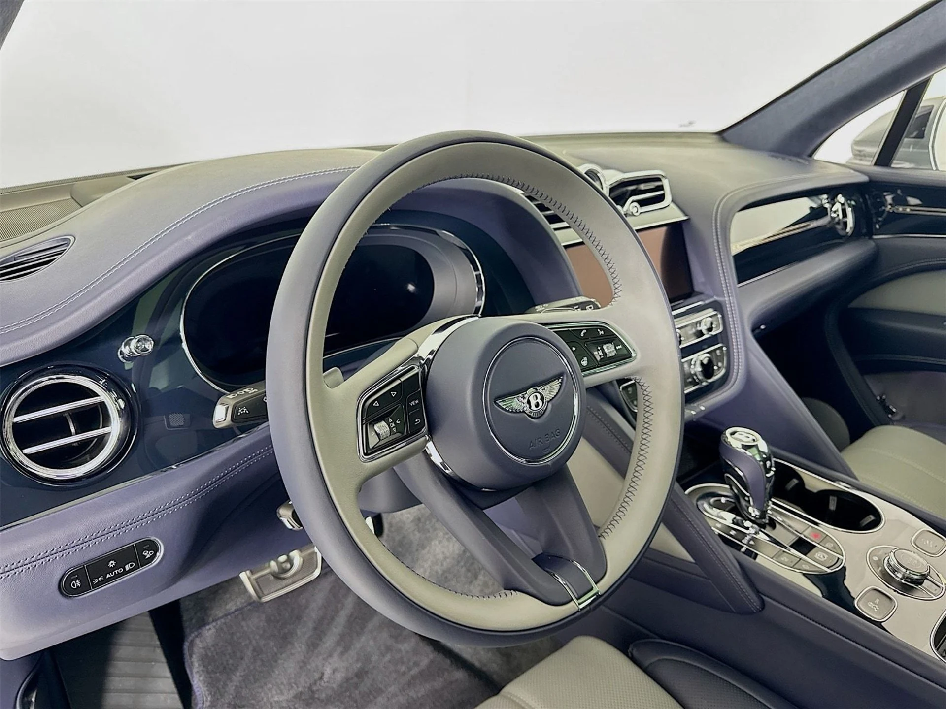 mph009_2392871186_5ea9f89729898c5e4da5cda959547215x_2b847569a9