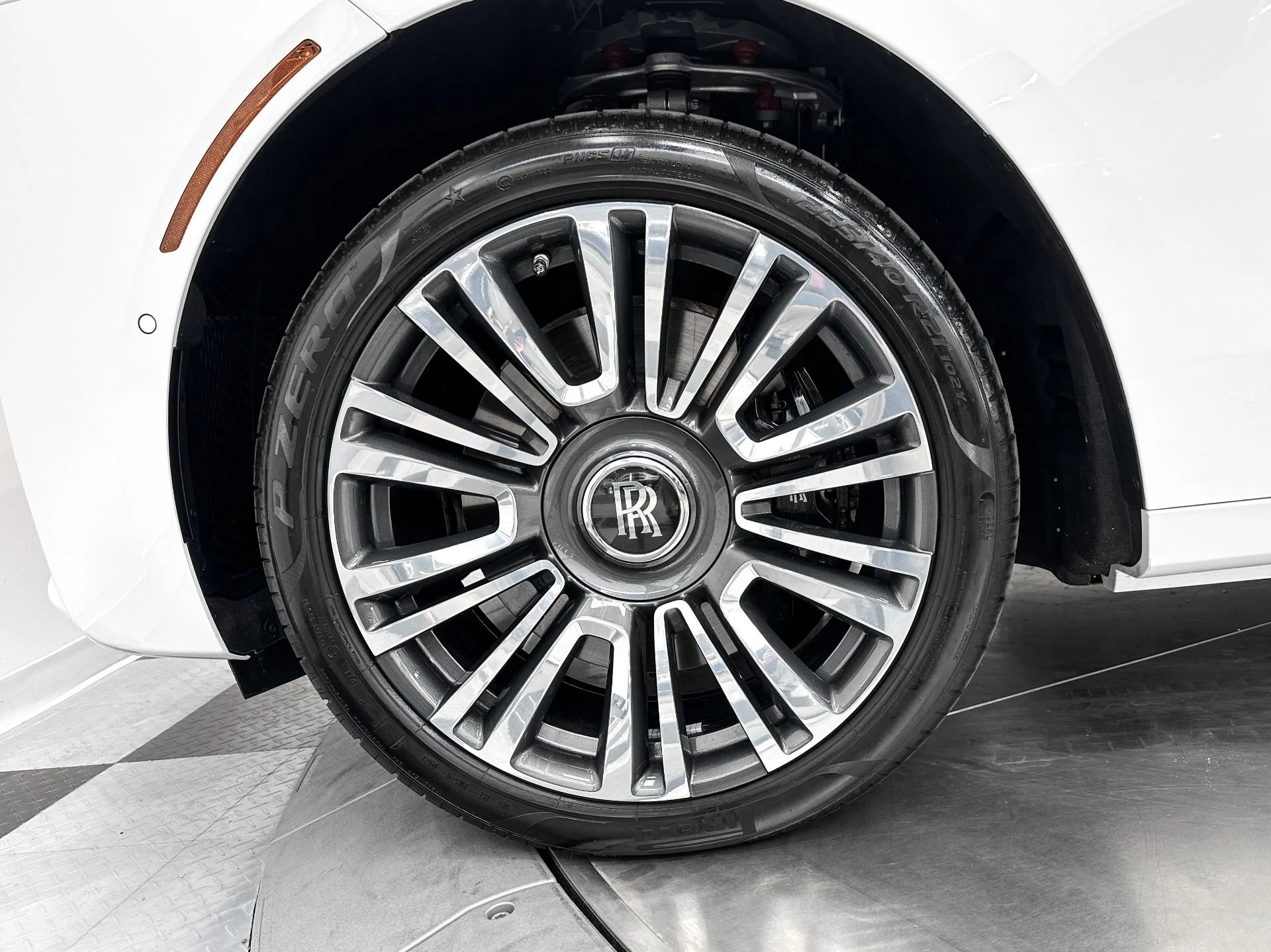 mph009_2393515551_Used_2021_Rolls_Royce_Ghost_The_GHOST_Package_Bespoke_Audio_Rear_Seat_Entertainment_1772048409_13a91da39a